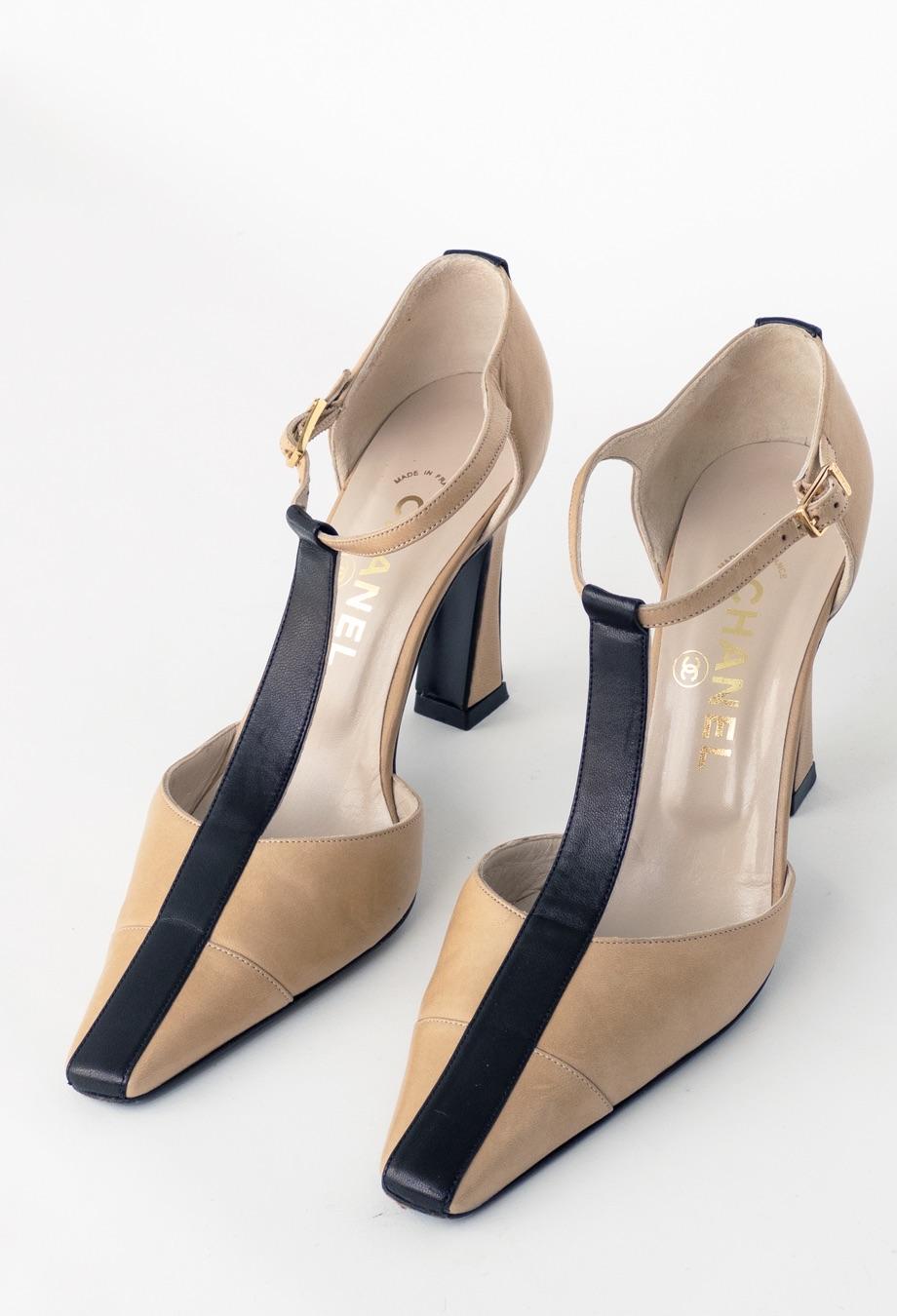 Brown Chanel Vintage Bi Colour Two Tone Heels Sz 37.5 For Sale