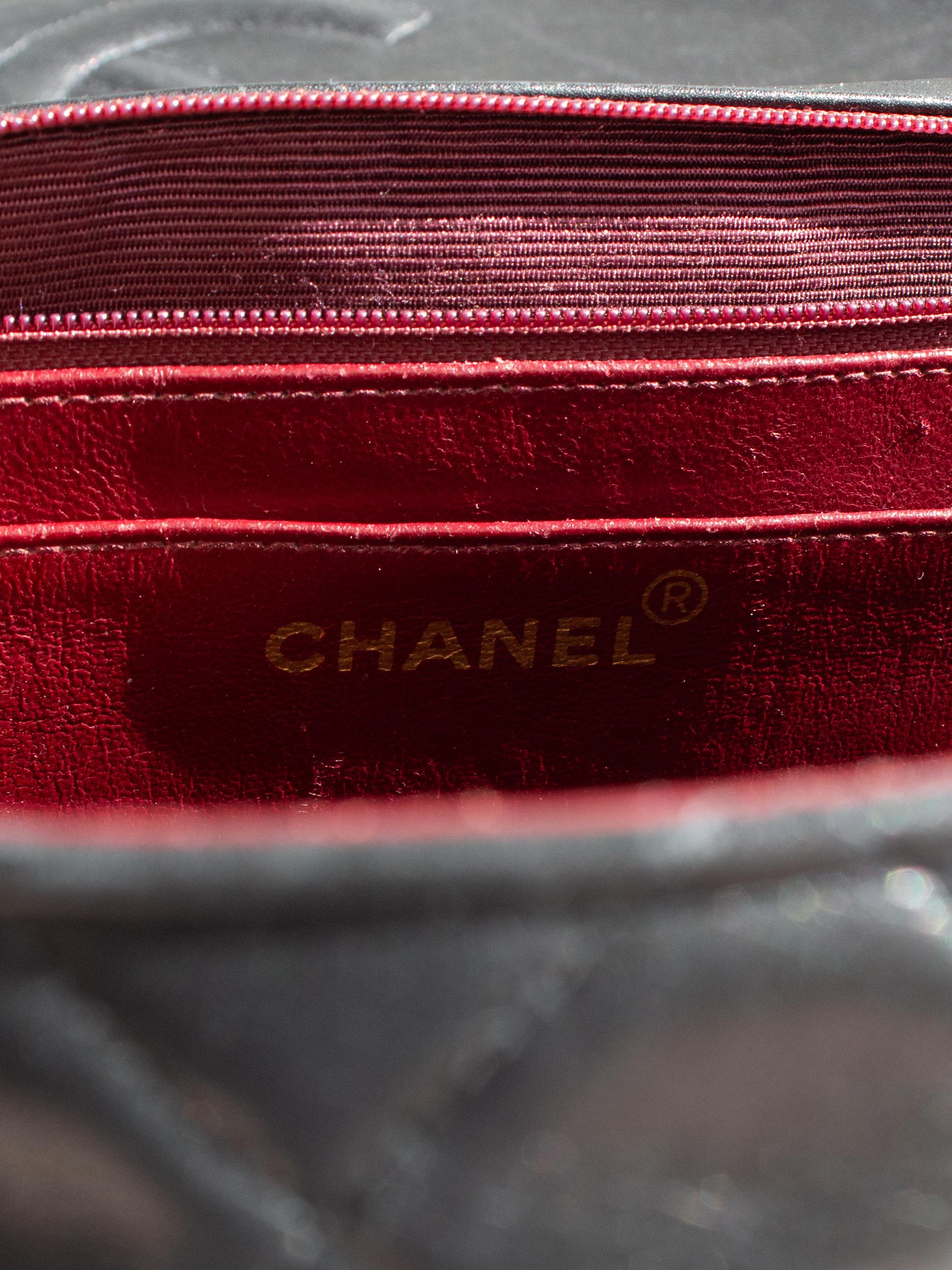 Chanel Vintage Black 24K Gold Quilted Lambskin Jumbo XL Maxi Classic Flap Bag For Sale 11