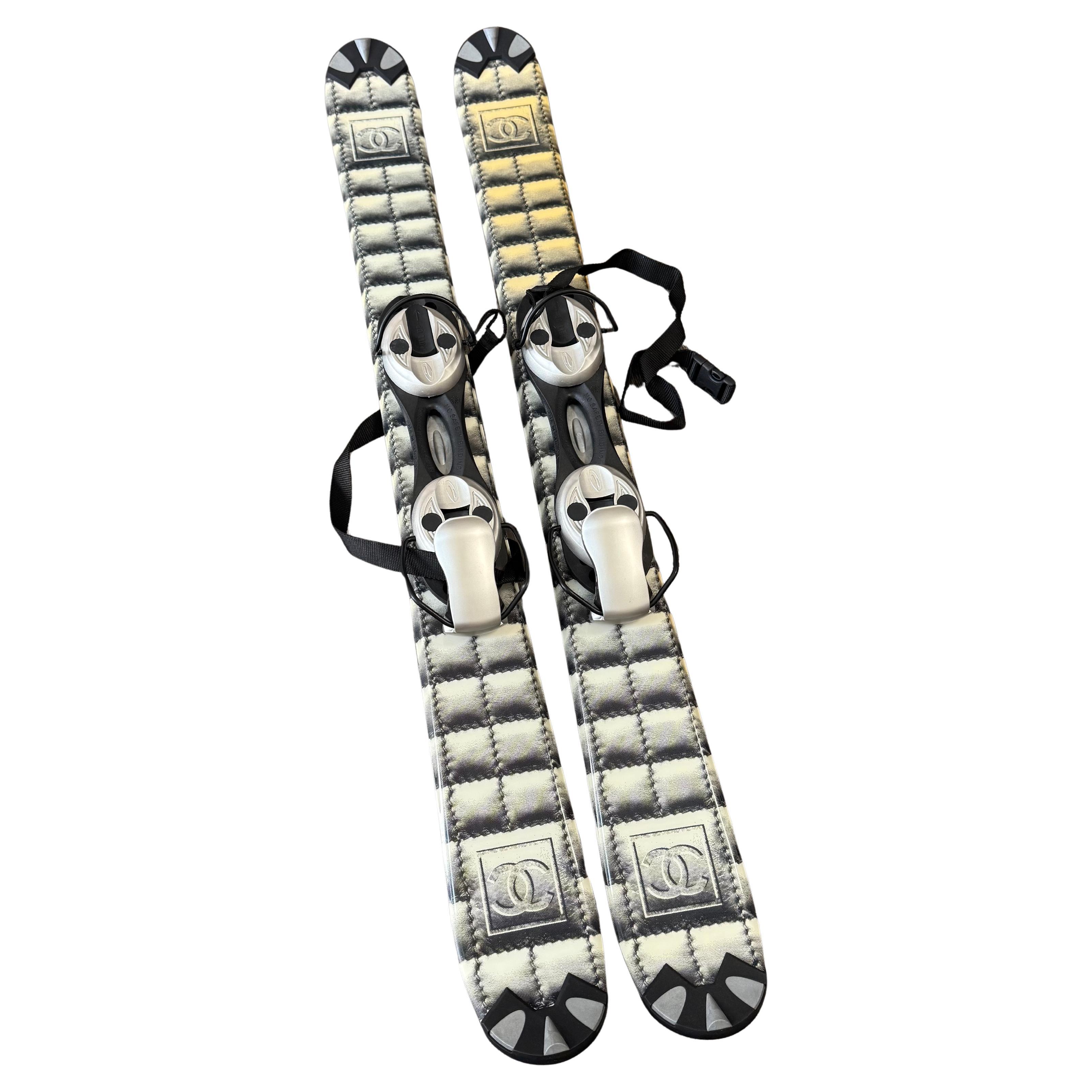 Chanel Vintage Black and White Coco Neige Skis For Sale