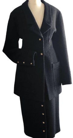 CHANEL Vintage Black Bouclé Wool CC Logo Buttons Jacket Suit 1993