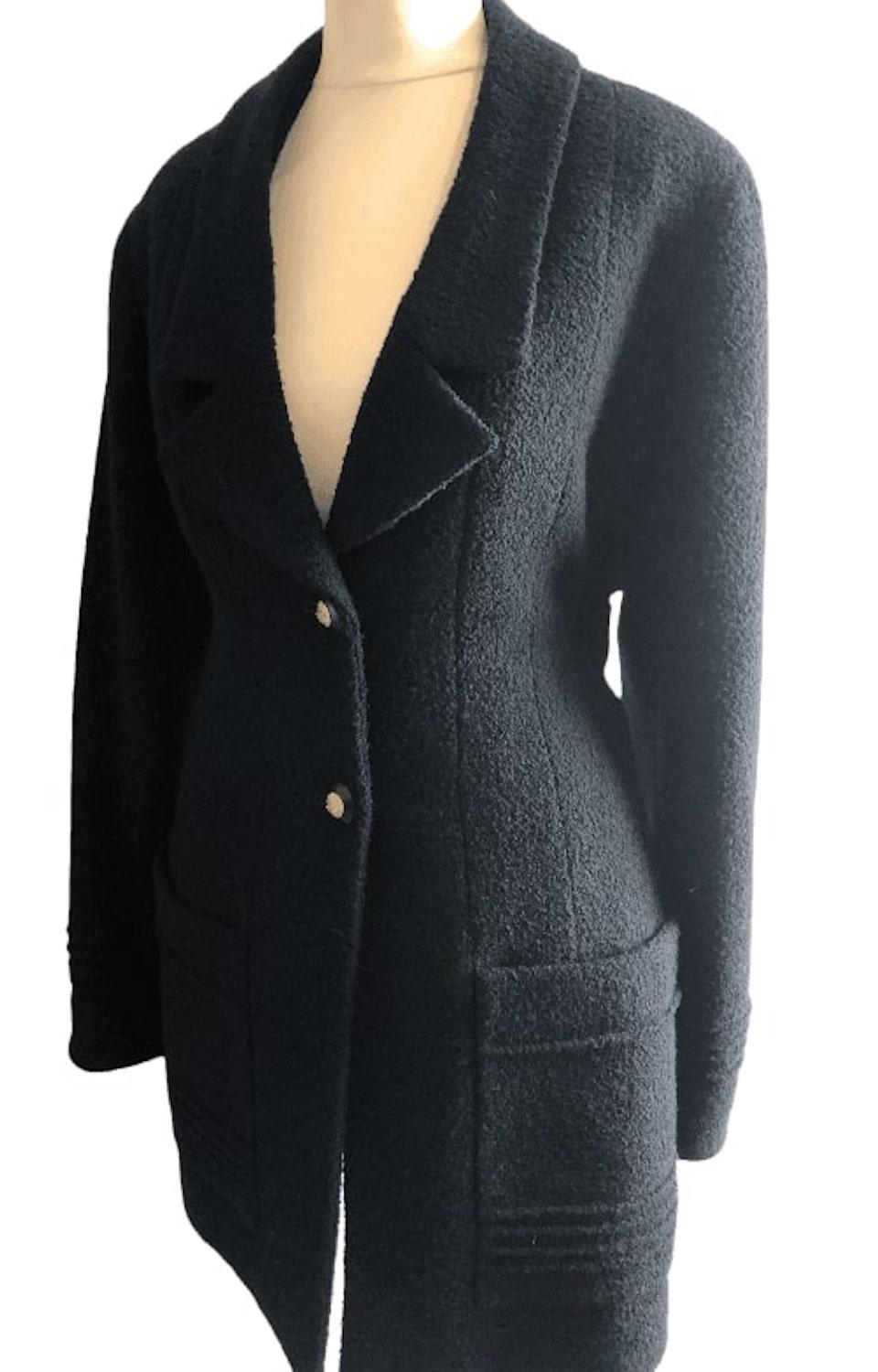 CHANEL Vintage Black Bouclé Wool CC Logo Buttons Jacket Suit 1993 In Good Condition In London, GB