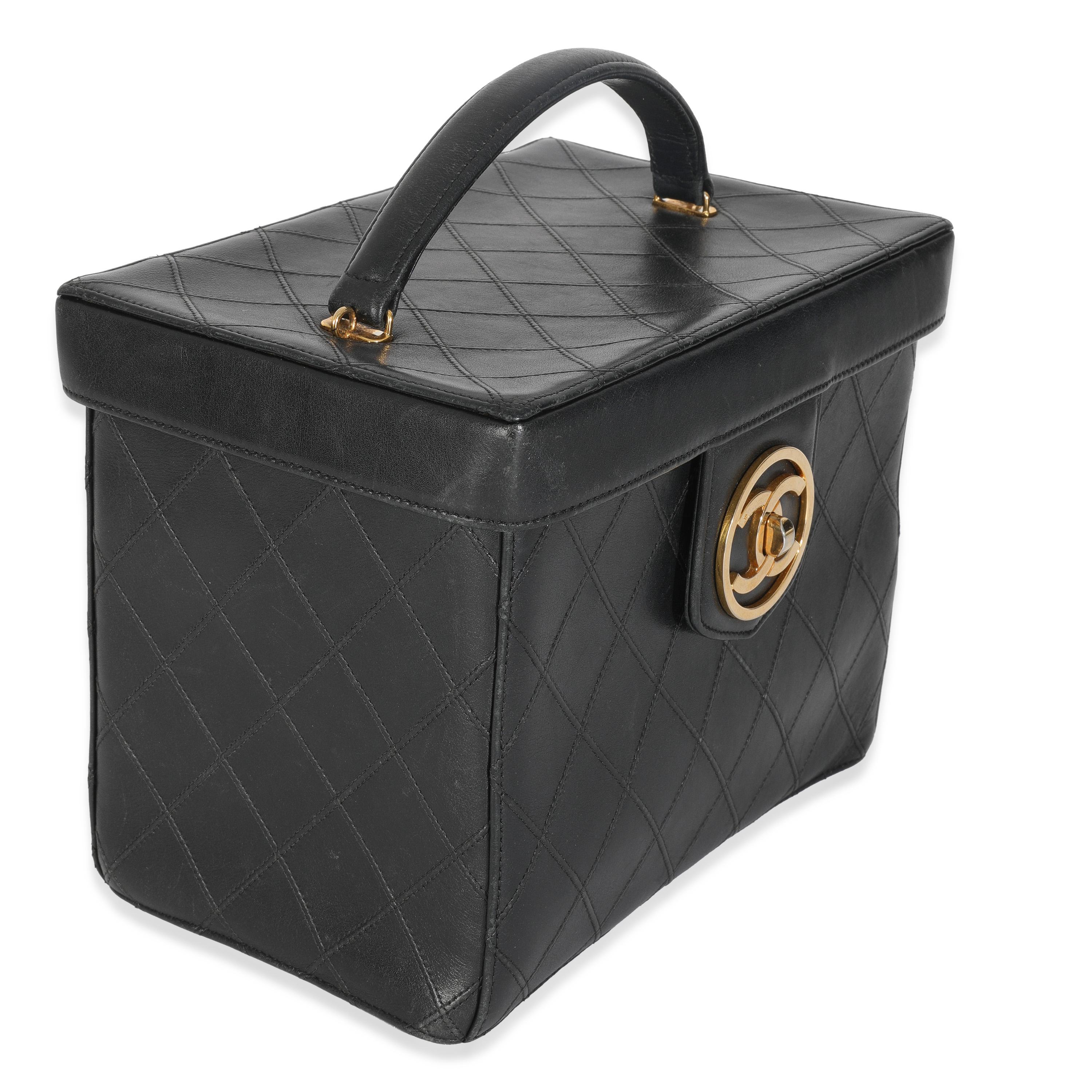 Chanel Vintage Black Calfskin Double Stitch CC Vanity Case In Good Condition For Sale In New York, NY