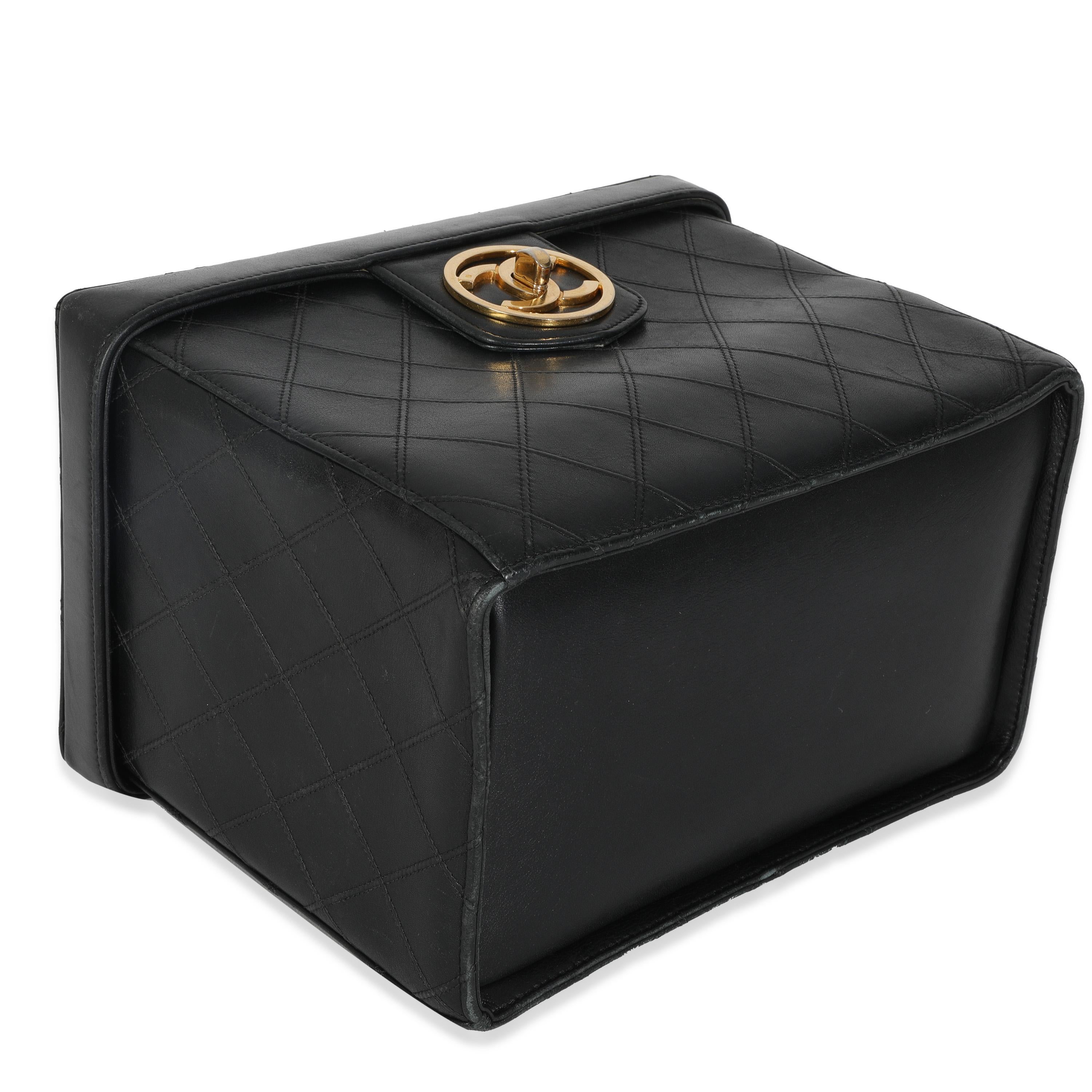 Chanel Vintage Black Calfskin Double Stitch CC Vanity Case For Sale 3