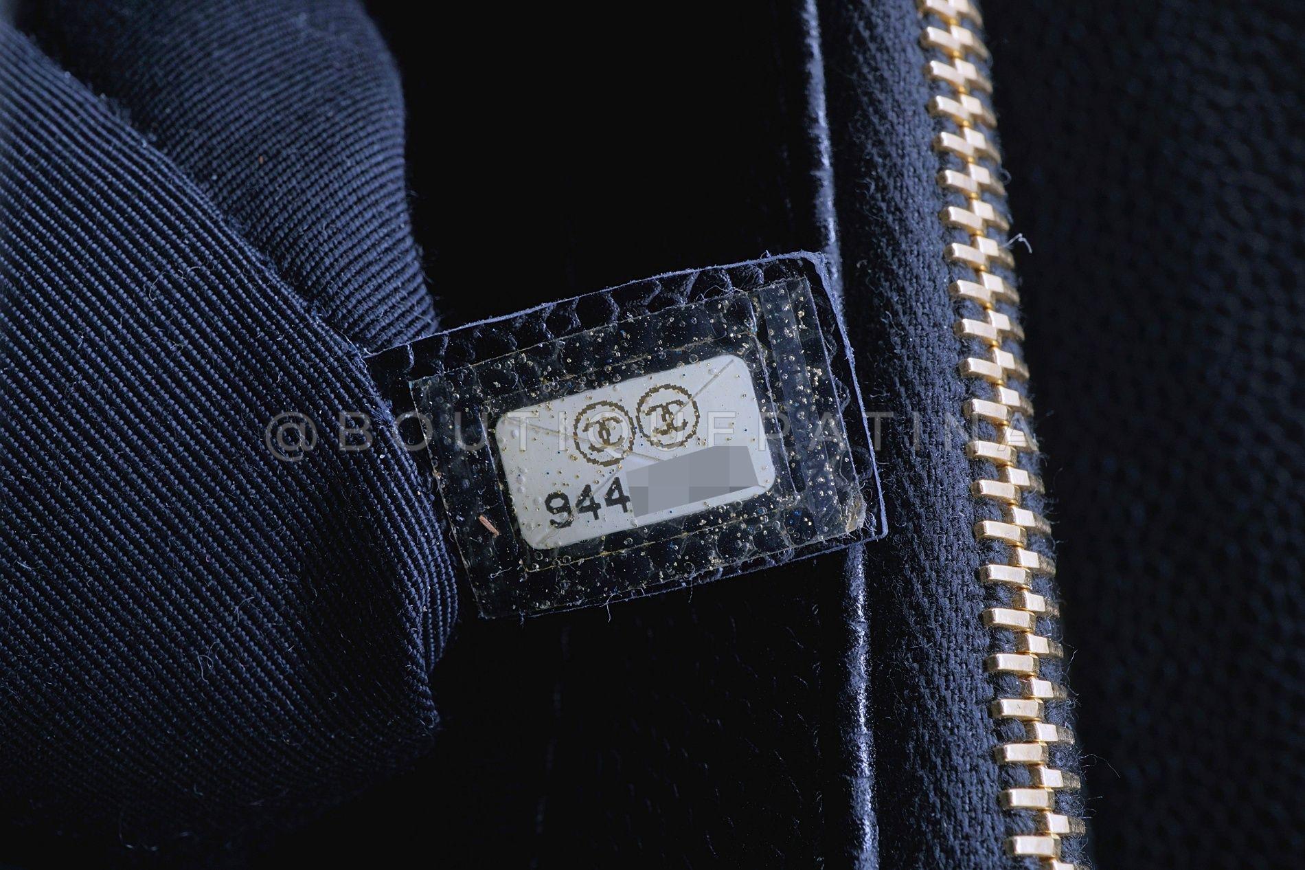 Chanel Vintage Black Caviar Grand Shopper Tote GST Bag 24k GHW 68094 For Sale 7