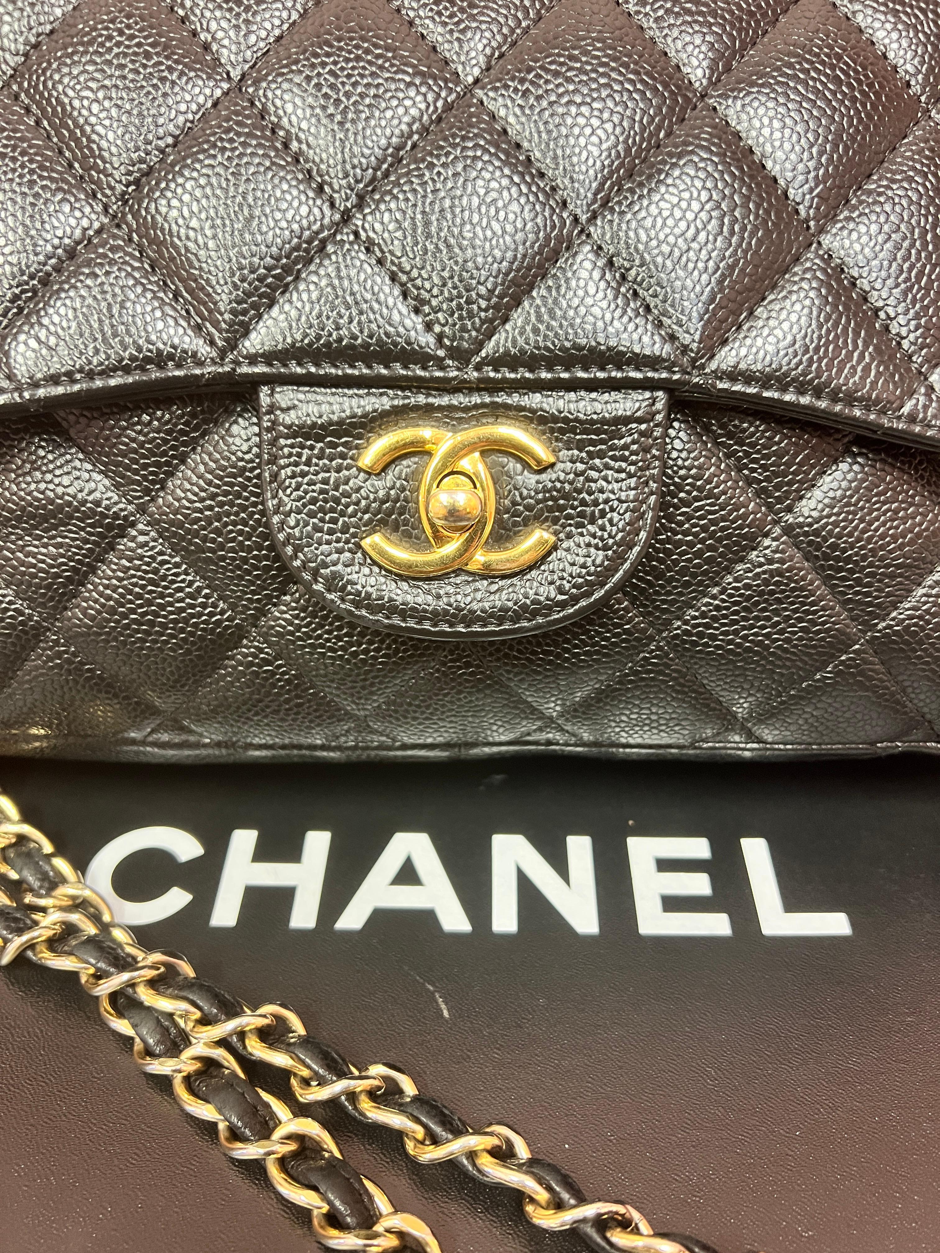 Chanel Vintage Schwarze Kaviar Jumbo-Klappentasche mit Klappe  im Zustand „Gut“ im Angebot in Thousand Oaks, CA