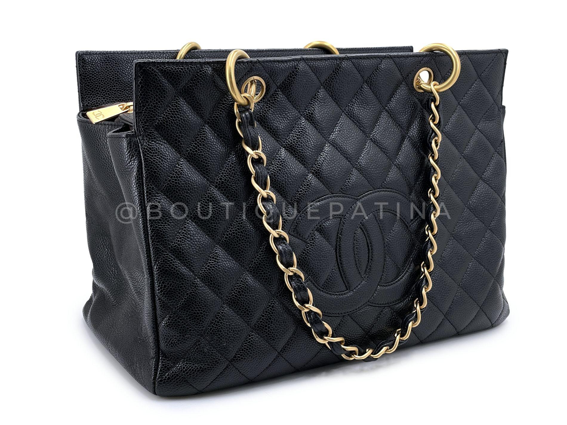 Chanel Grand Shopper Fourre tout Vintage Caviar Original GST 24k GHW 68063 En vente sur 1stDibs