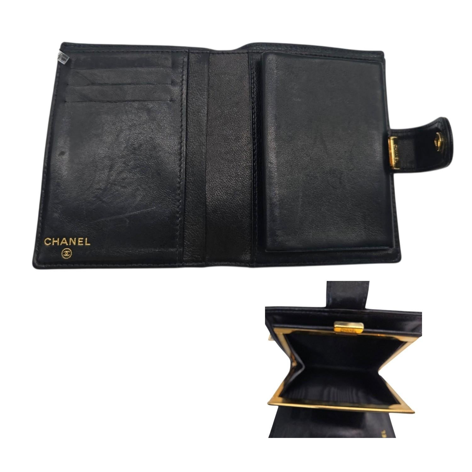 Chanel Vintage Schwarz Kaviar Zeitlose CC Compact Französisch Brieftasche im Angebot 2