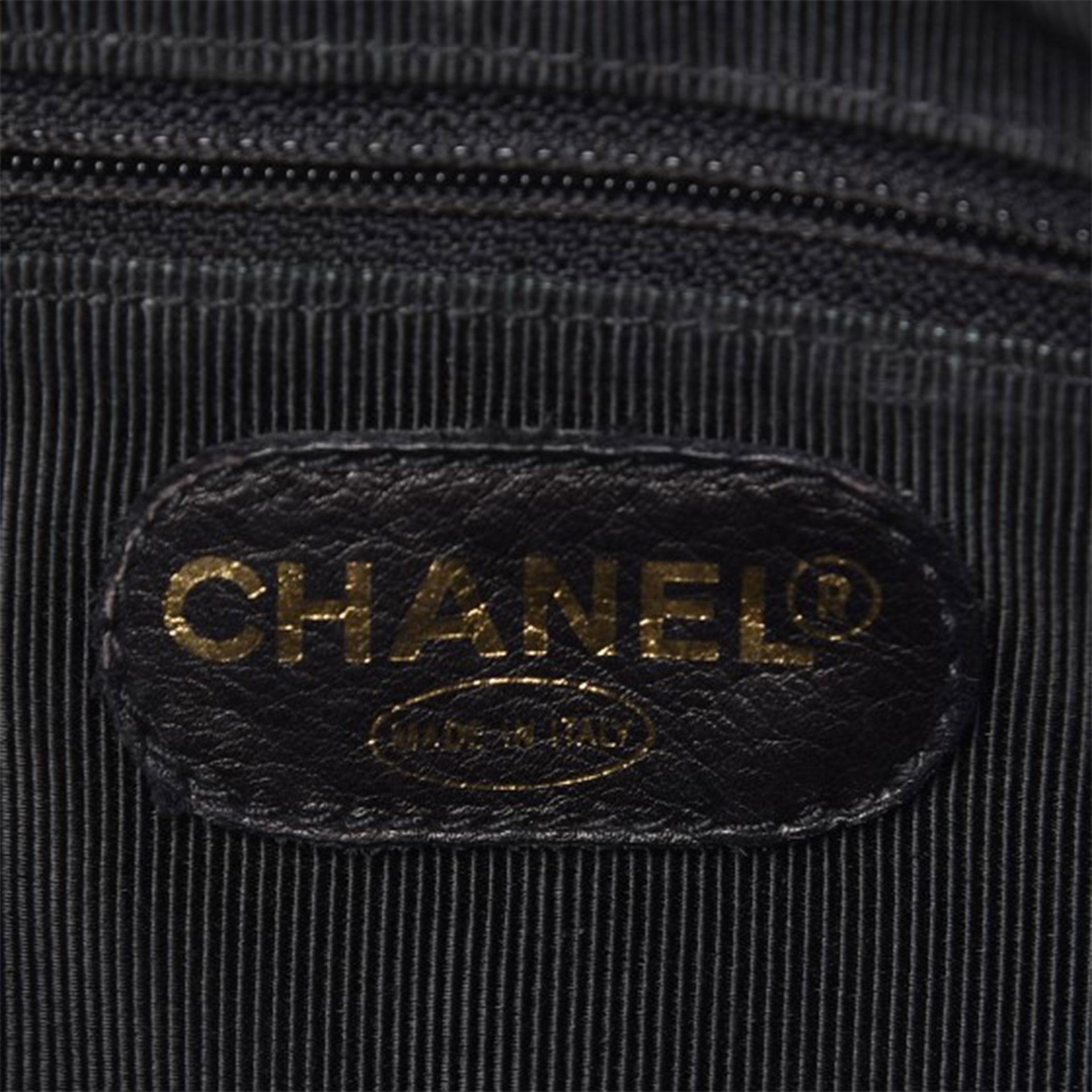Chanel 1996 Vintage Black Caviar Triple CC Stitched Shoulder Tote Bag For Sale 6