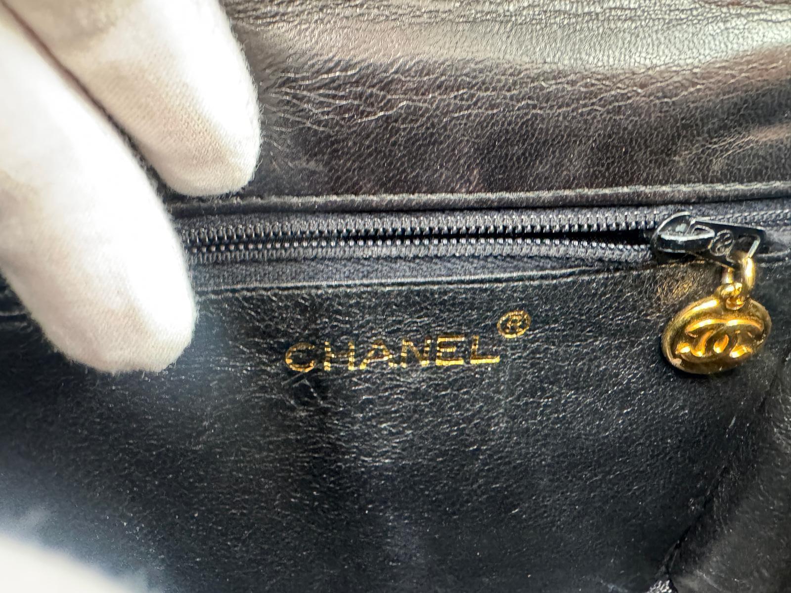 Chanel Vintage Black Crocodile Top Handle Bag For Sale 5