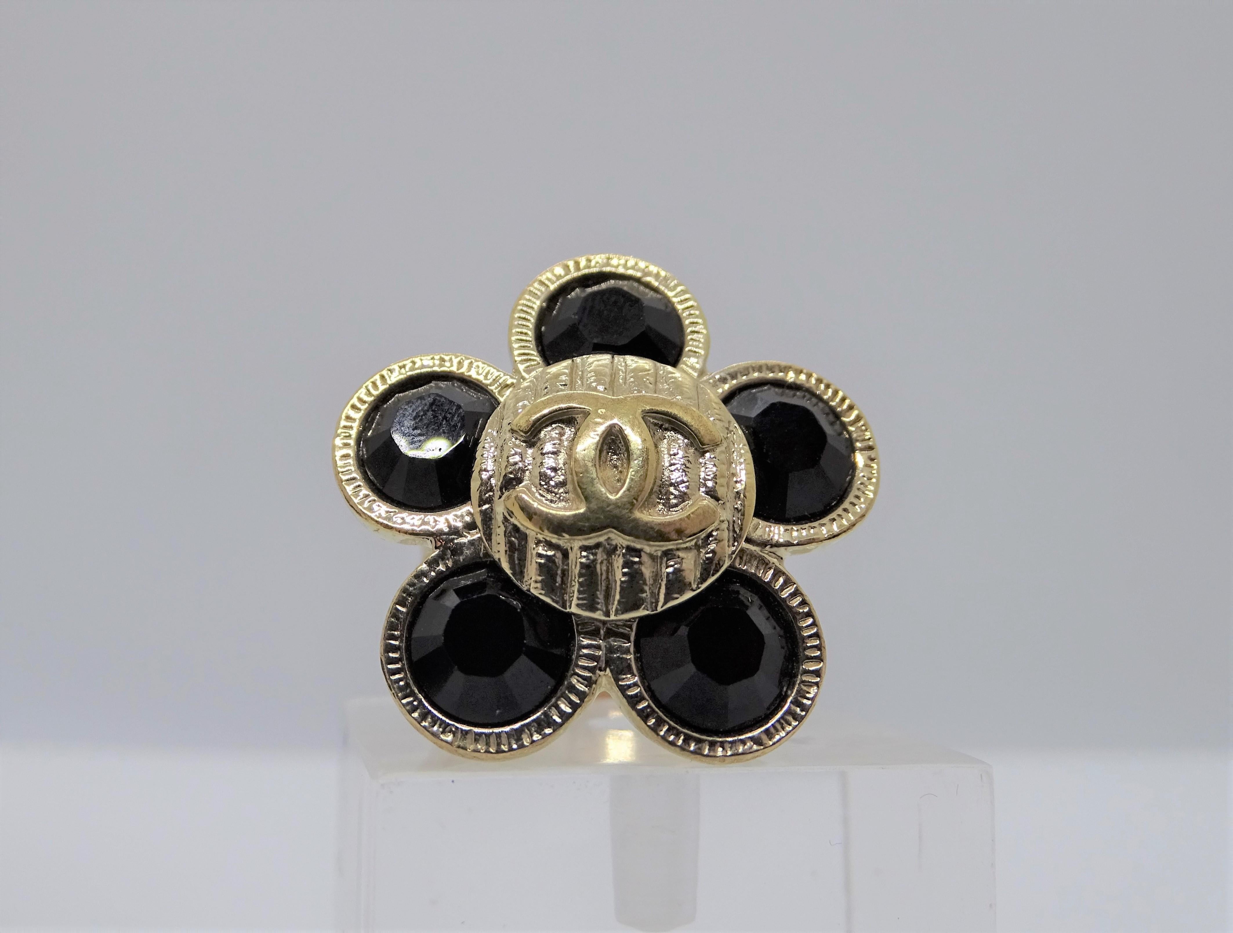 chanel vintage ring