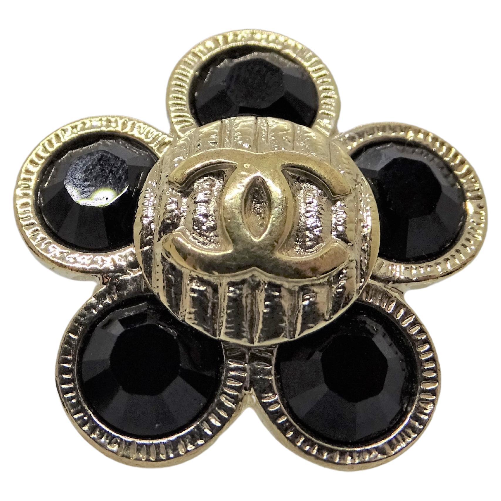 Chanel Vintage Black Crystal and Gold Plate Flower Ring at 1stDibs