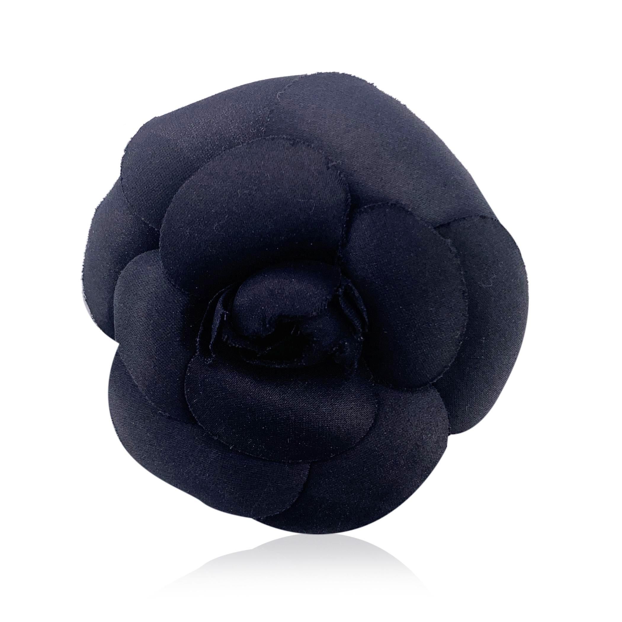 Chanel Vintage Black Flower Brooch Pin Big Camelia Camellia In Excellent Condition In Rome, Rome