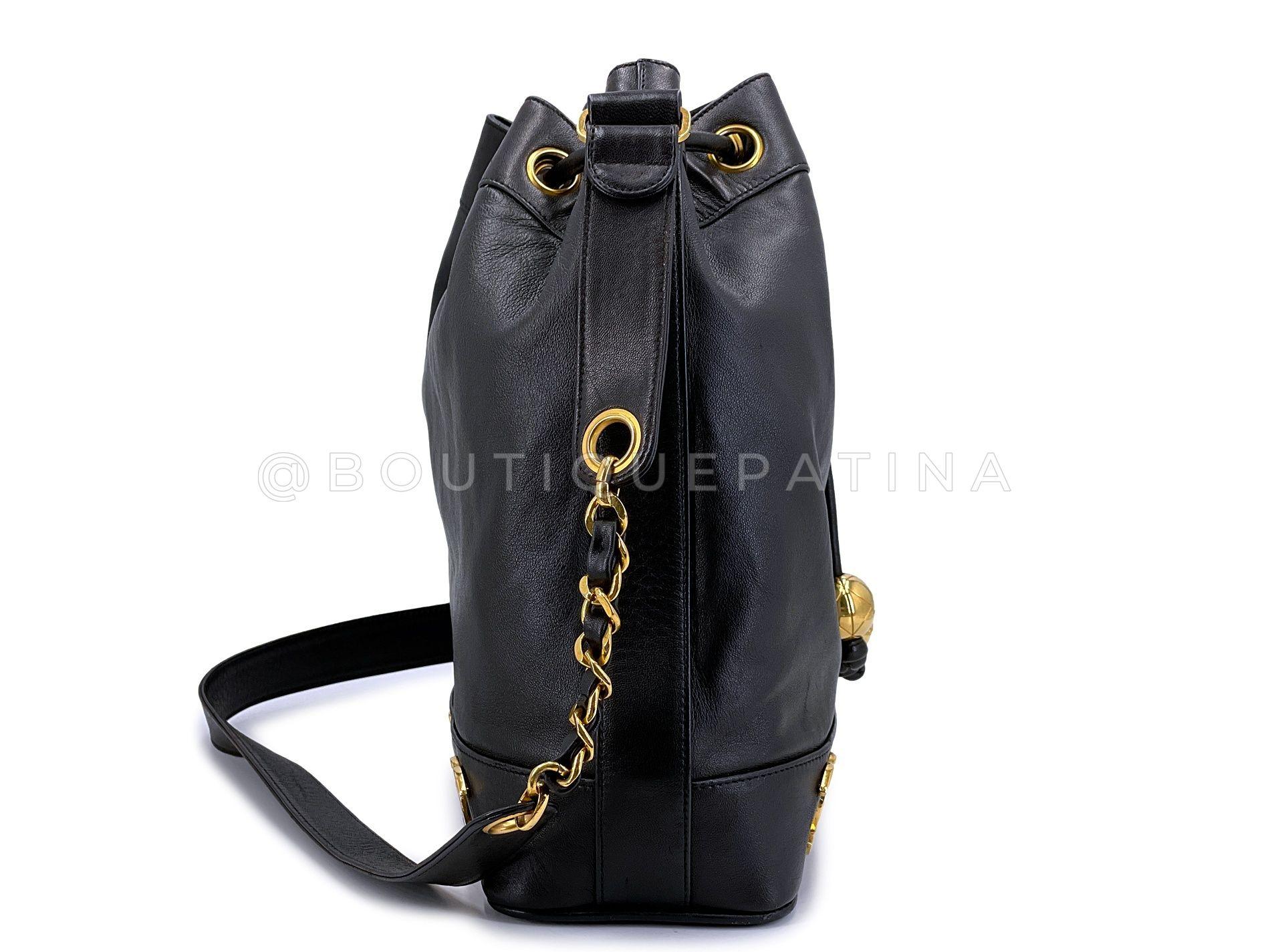Chanel Vintage Black Lambskin 6-CC Rectangular Bucket Drawstring Bag GHW 68069 In Excellent Condition For Sale In Costa Mesa, CA