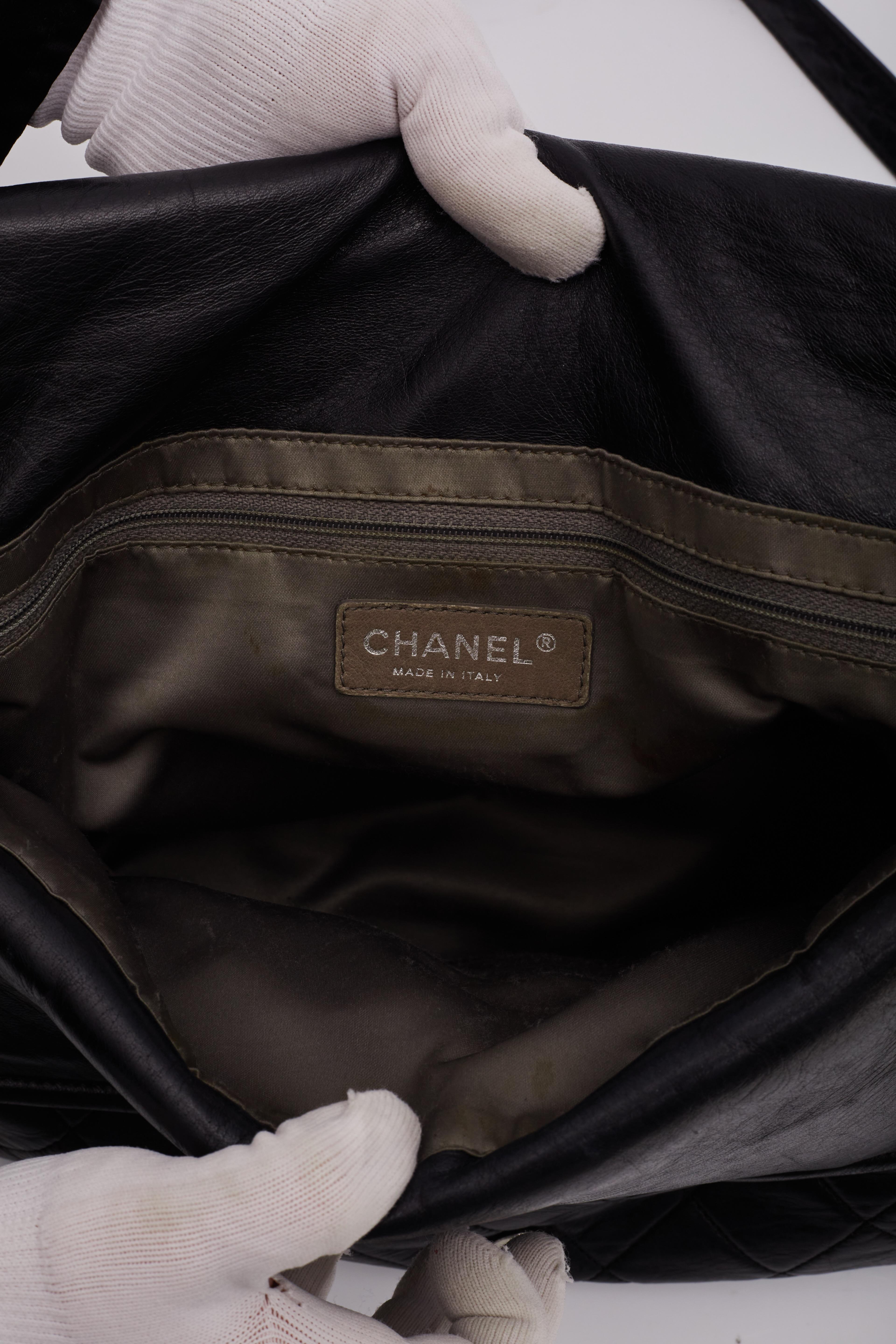 Chanel Vintage Bolso Solapa Sobre Piel Cordero Negro en venta 8