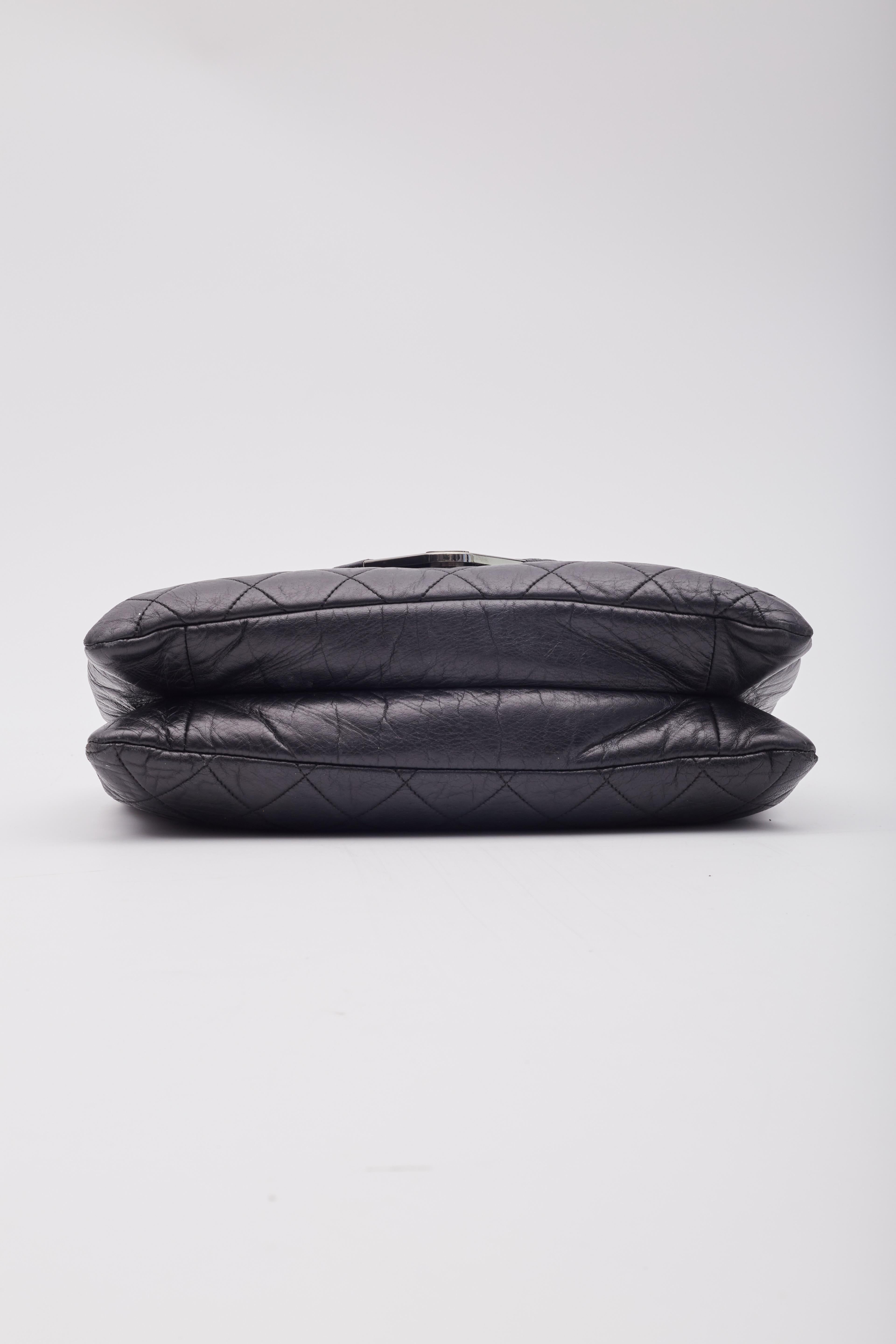 Chanel Vintage Bolso Solapa Sobre Piel Cordero Negro en venta 3