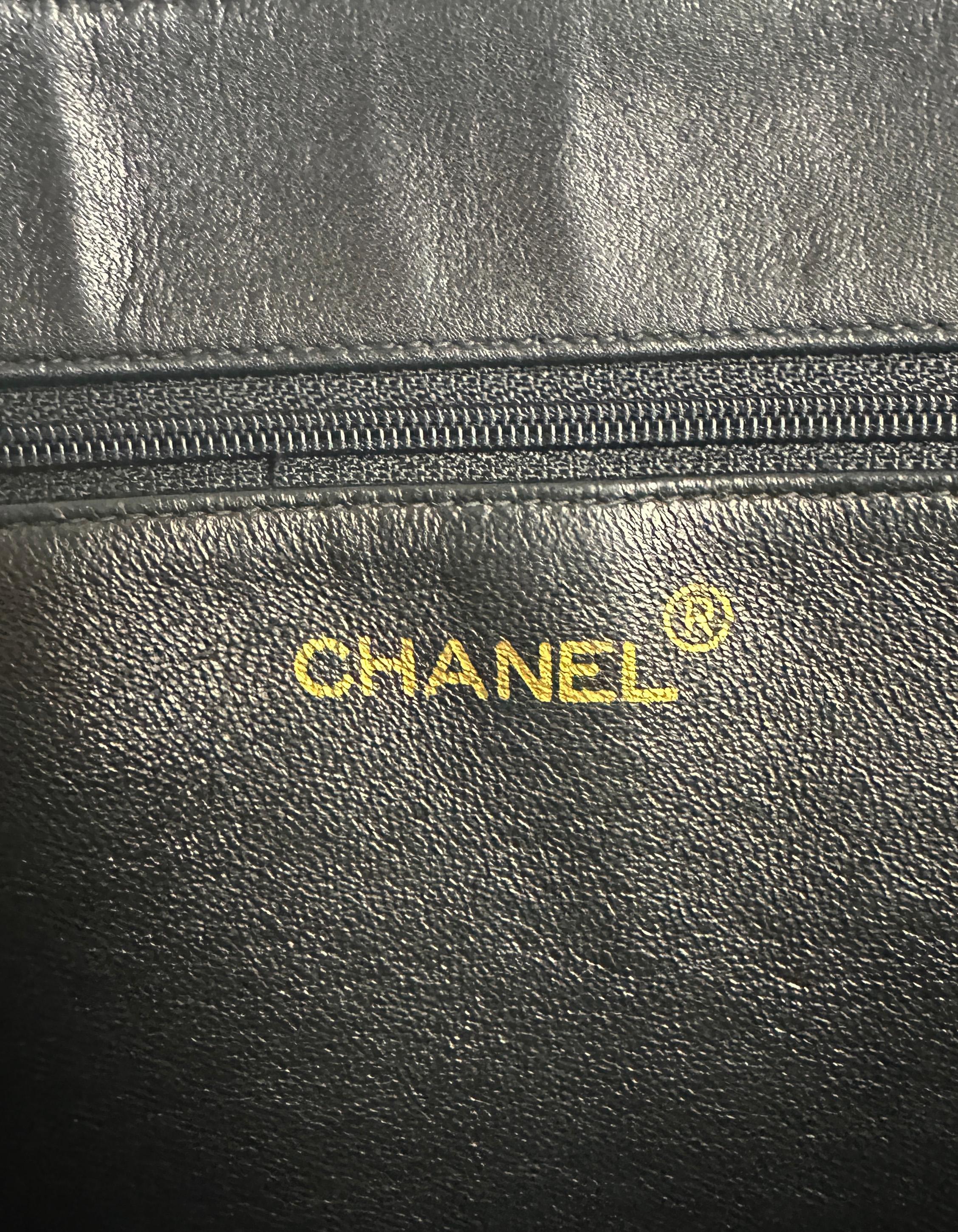 Chanel Vintage Black Lambskin Leather CC Logo Tote Bag 3