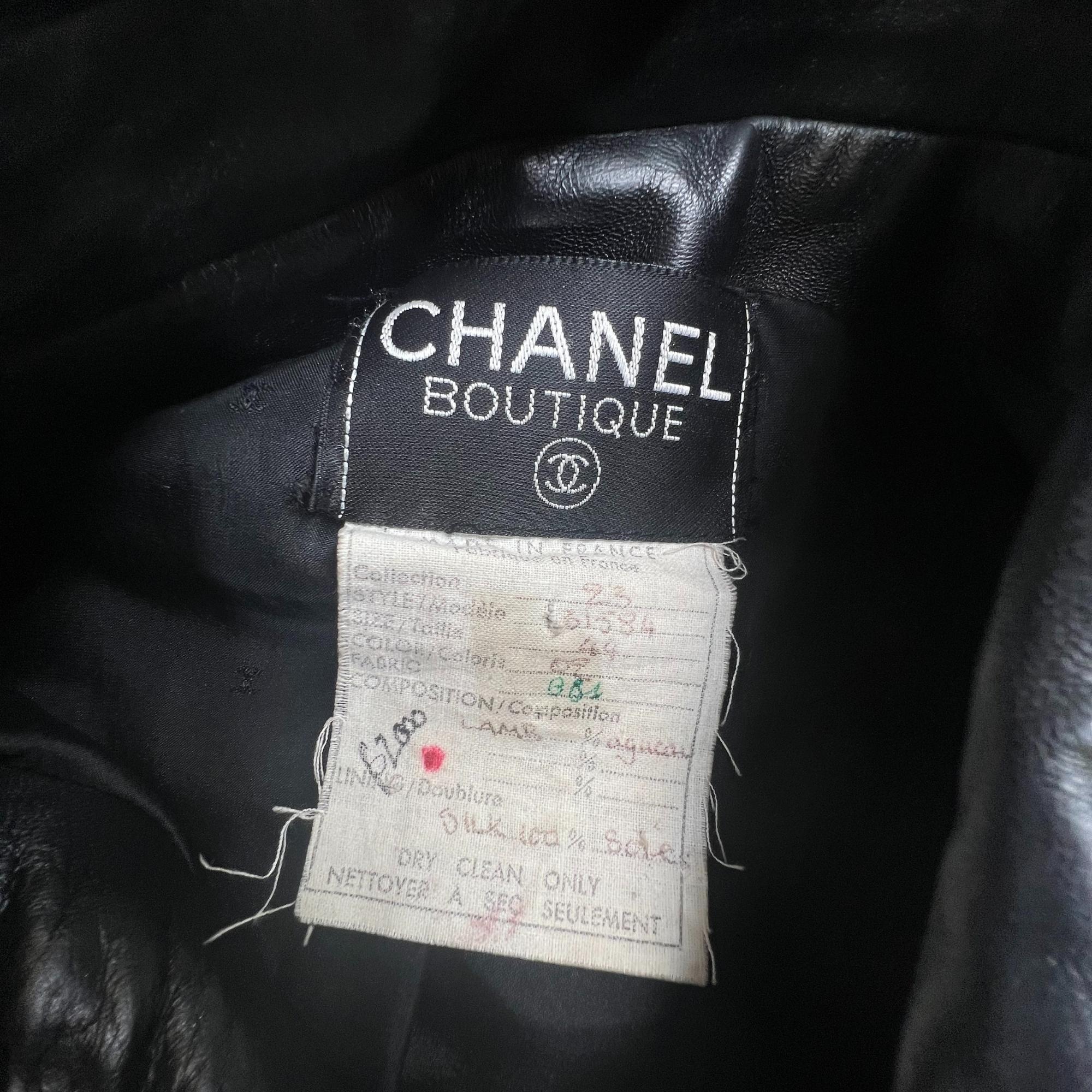 Chanel Vintage Black Lambskin Quilted Leather Swing Coat (FR44  Large) For Sale 3