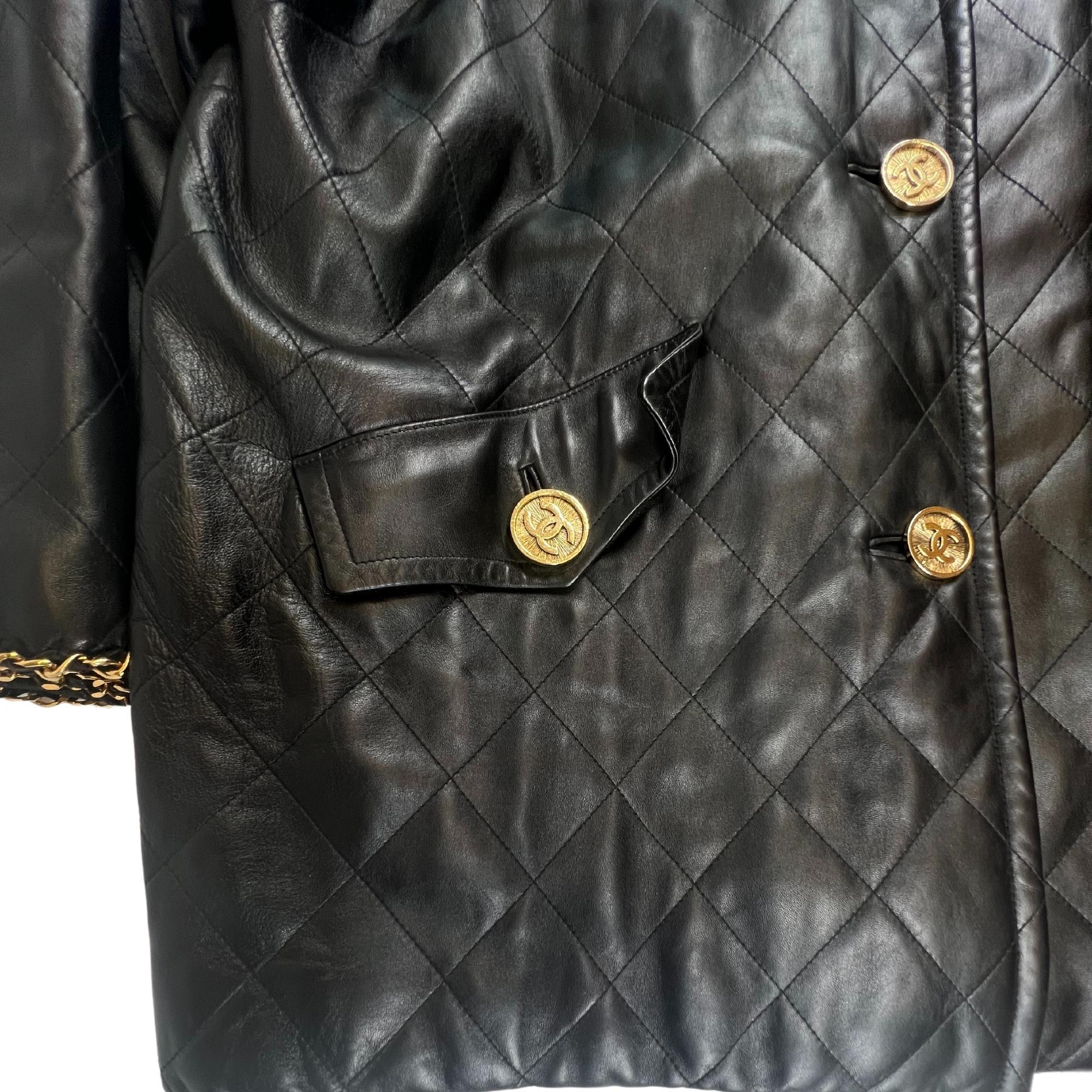 Chanel Vintage Black Lambskin Quilted Leather Swing Coat (FR44  Large) For Sale 4