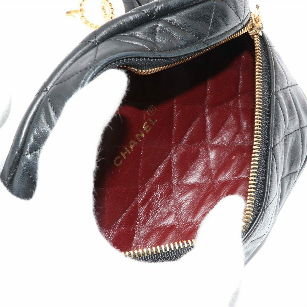 Chanel Vintage Black Lambskin Quilted Medallion Fanny Pack Waist Belt Bag Rare For Sale 6