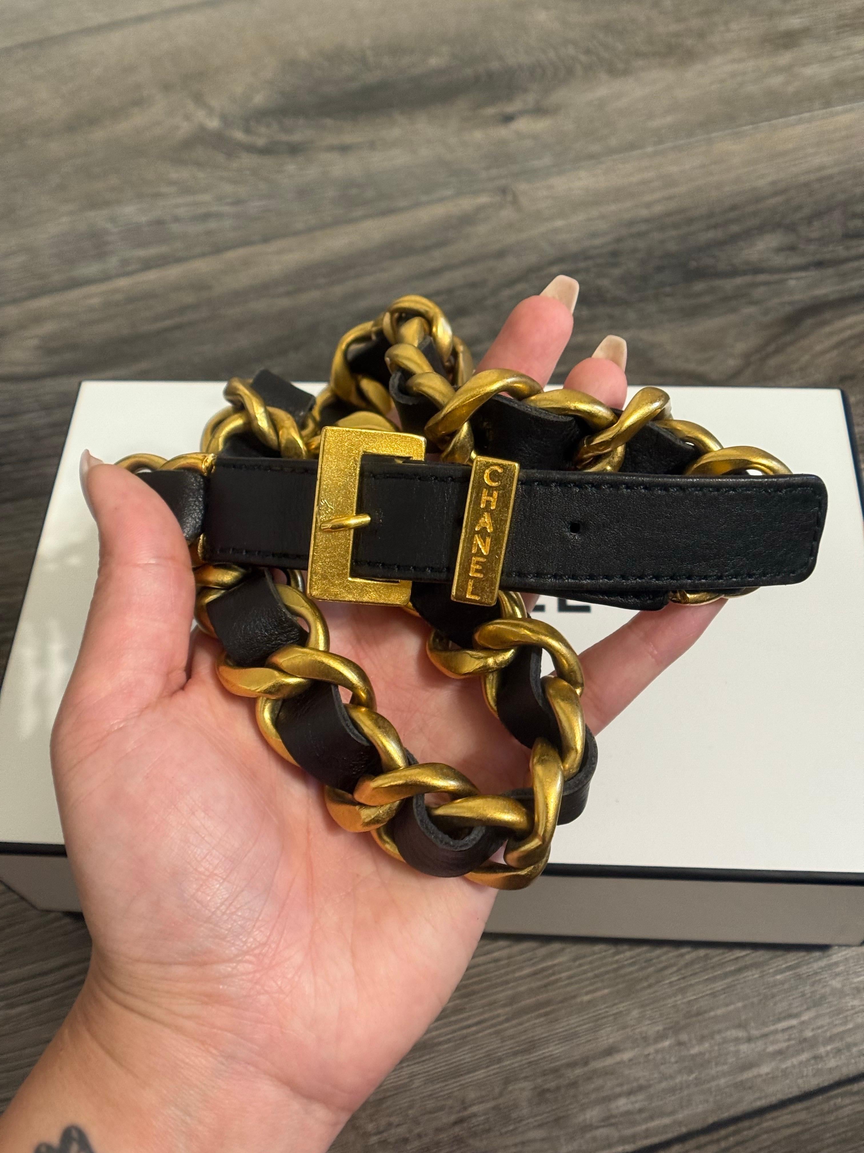 Women's or Men's CHANEL Vintage Black Leather Buckle Gold Chain Link Belt, 1990s For Sale