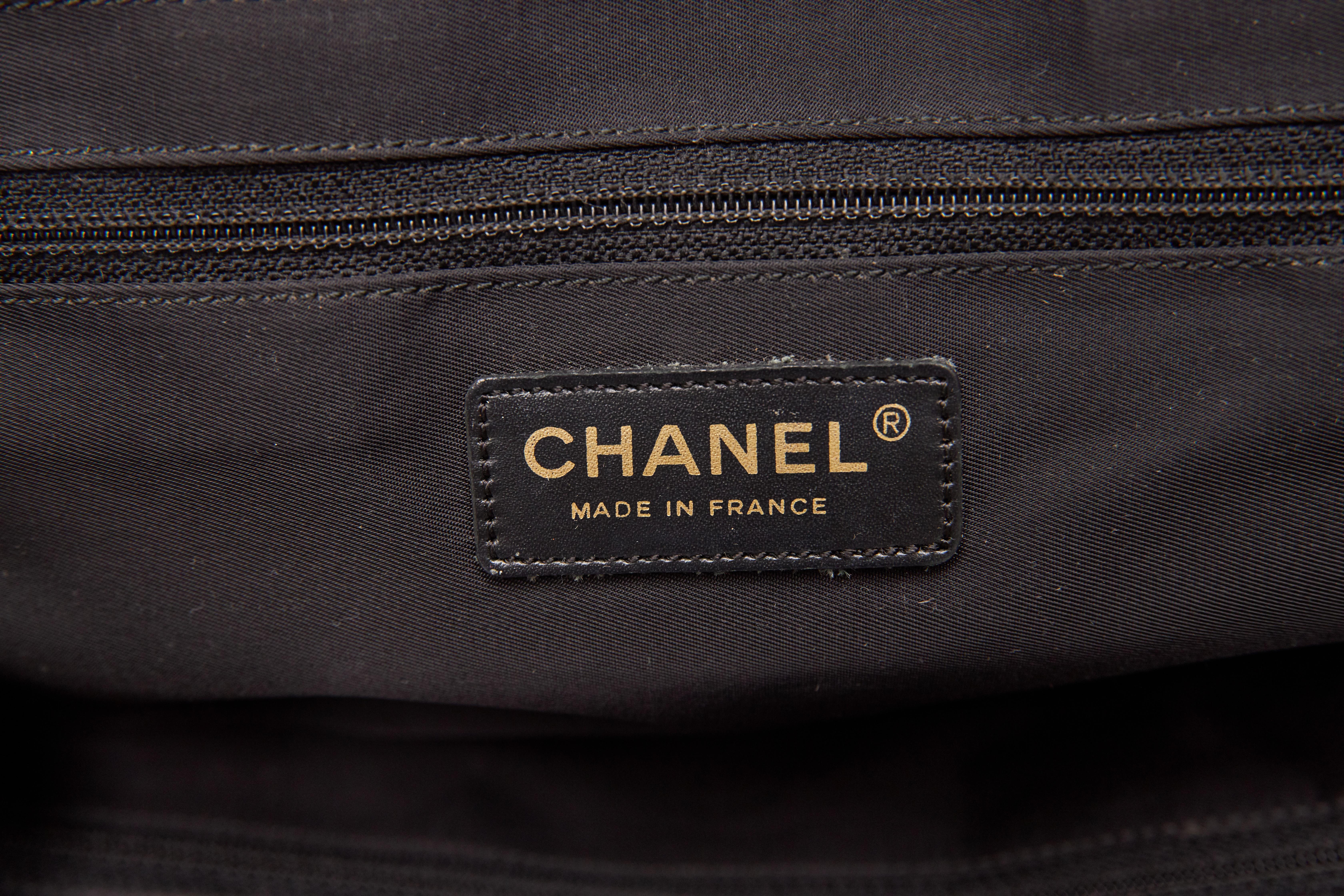 Chanel Vintage Black Nylon Travel Line Tote Bag (Circa 2005) For Sale 1