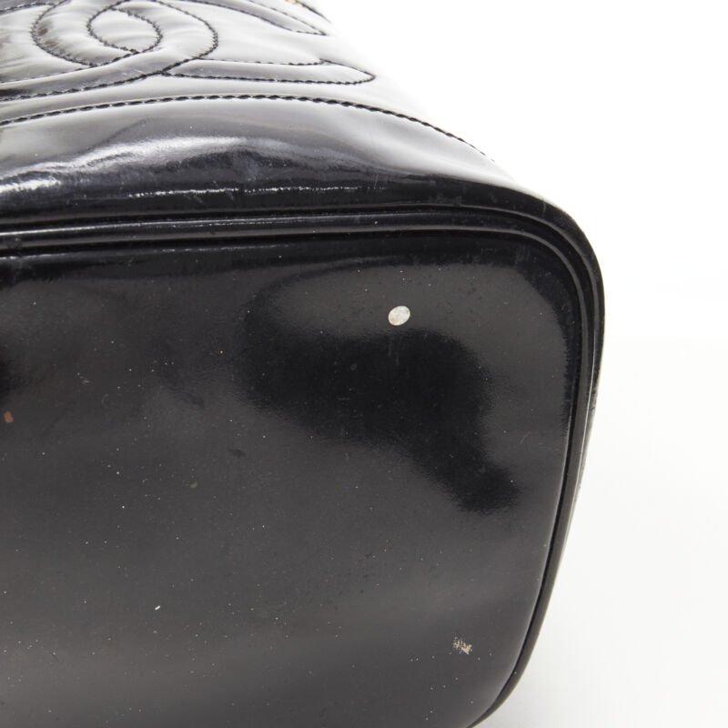 CHANEL Vintage black patent leather CC logo top handle Vanity bag 6