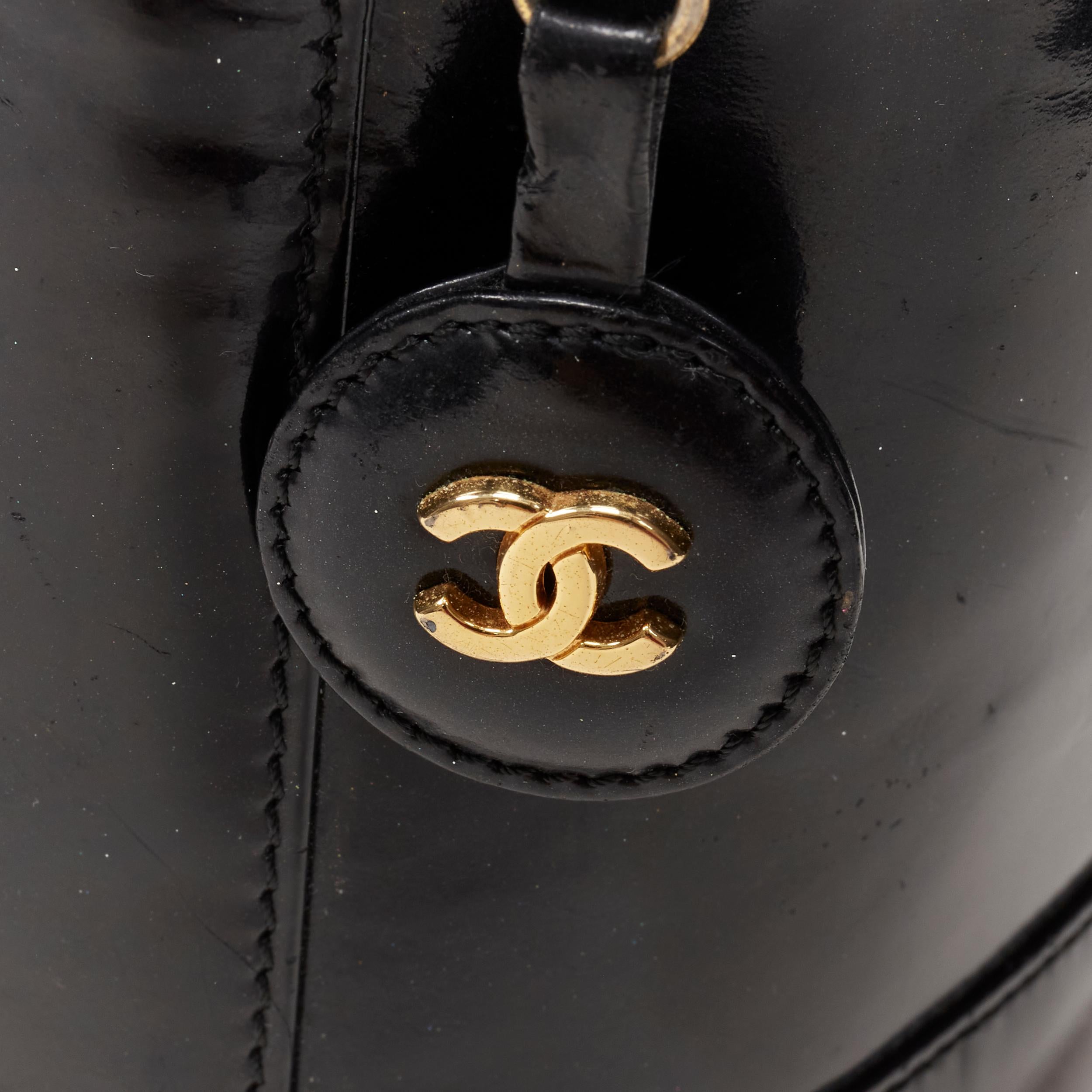 CHANEL Vintage black patent leather CC logo top handle Vanity bag For Sale 1