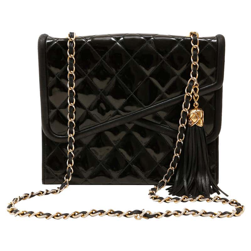 1960's CHANEL wool quilted purse w/gold-tone chain at 1stDibs