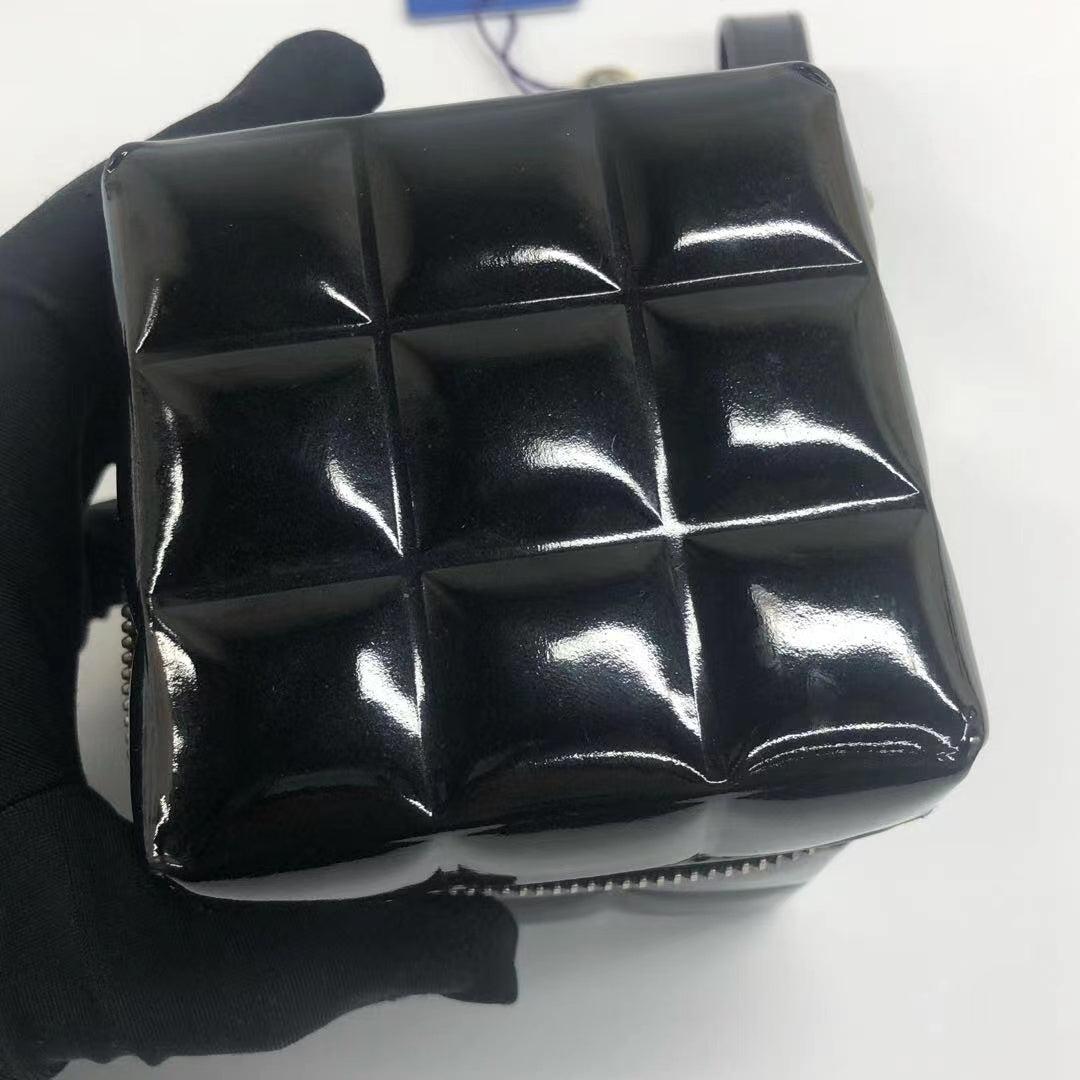 Chanel Vintage Black Patent Leather Micro Quilt Cube Wristlet Bag, 2002-2003 For Sale 6