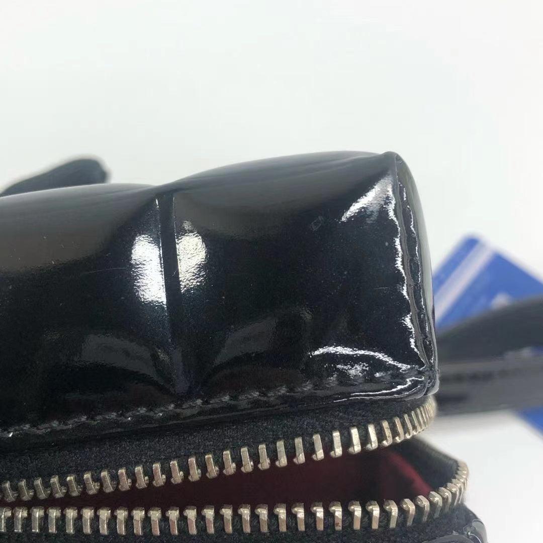 Chanel Vintage Black Patent Leather Micro Quilt Cube Wristlet Bag, 2002-2003 For Sale 10