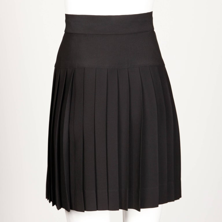 Chanel Vintage Black Pleated Skirt at 1stDibs | chanel pleated skirt