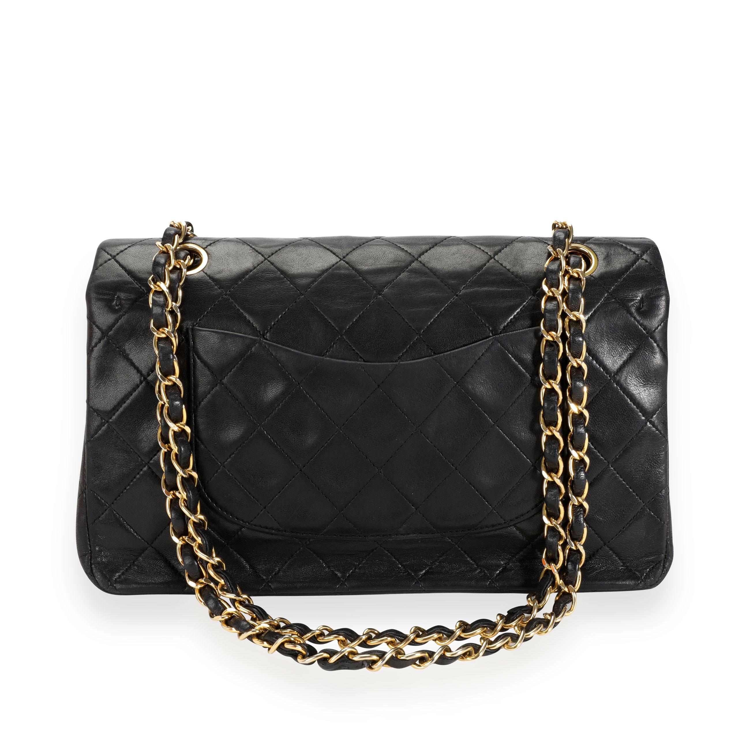 Chanel Vintage Black Quilted Lambskin Medium Classic Double Flap Bag In Good Condition In New York, NY