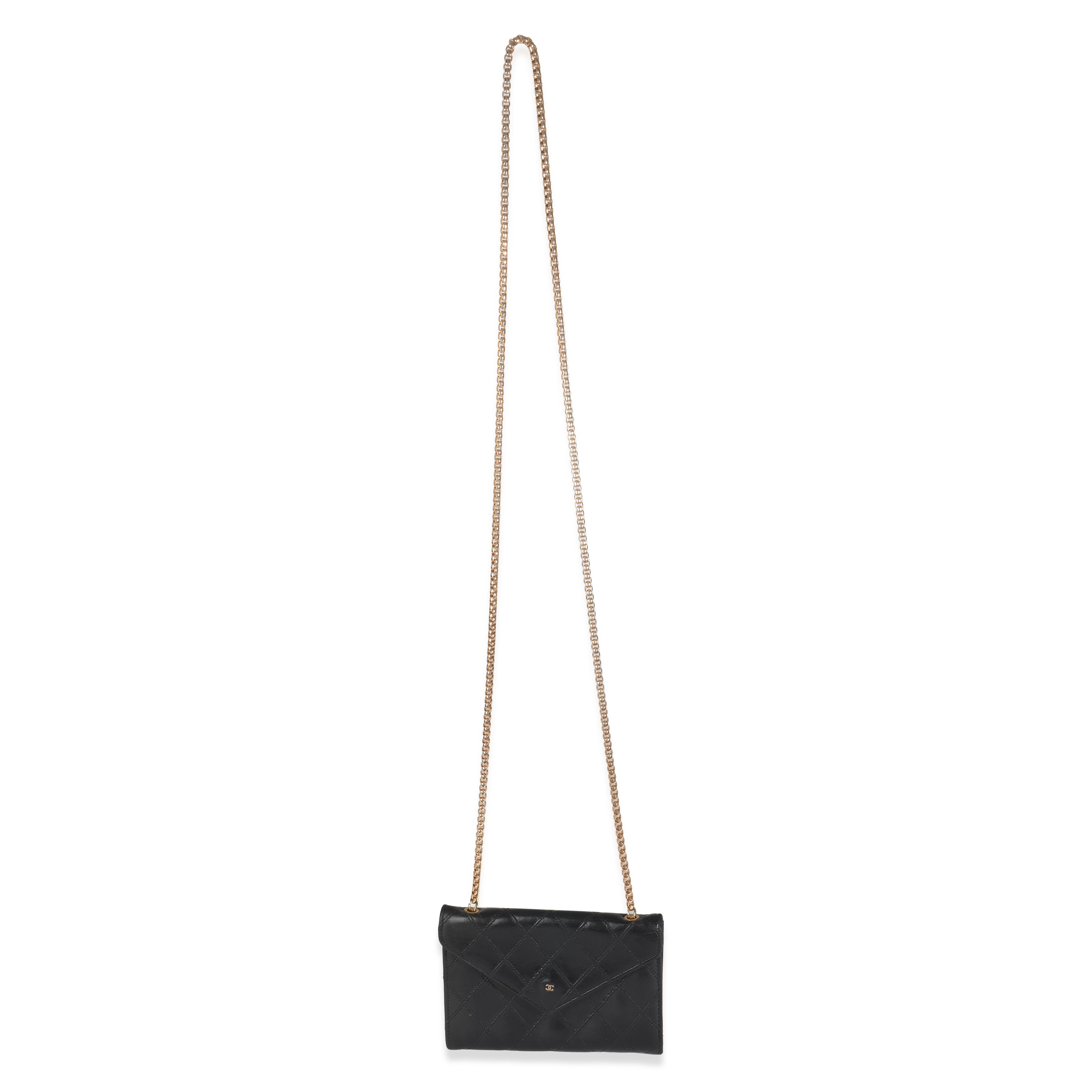 Chanel Vintage Black Quilted Lambskin Mini CC Clutch en vente 1