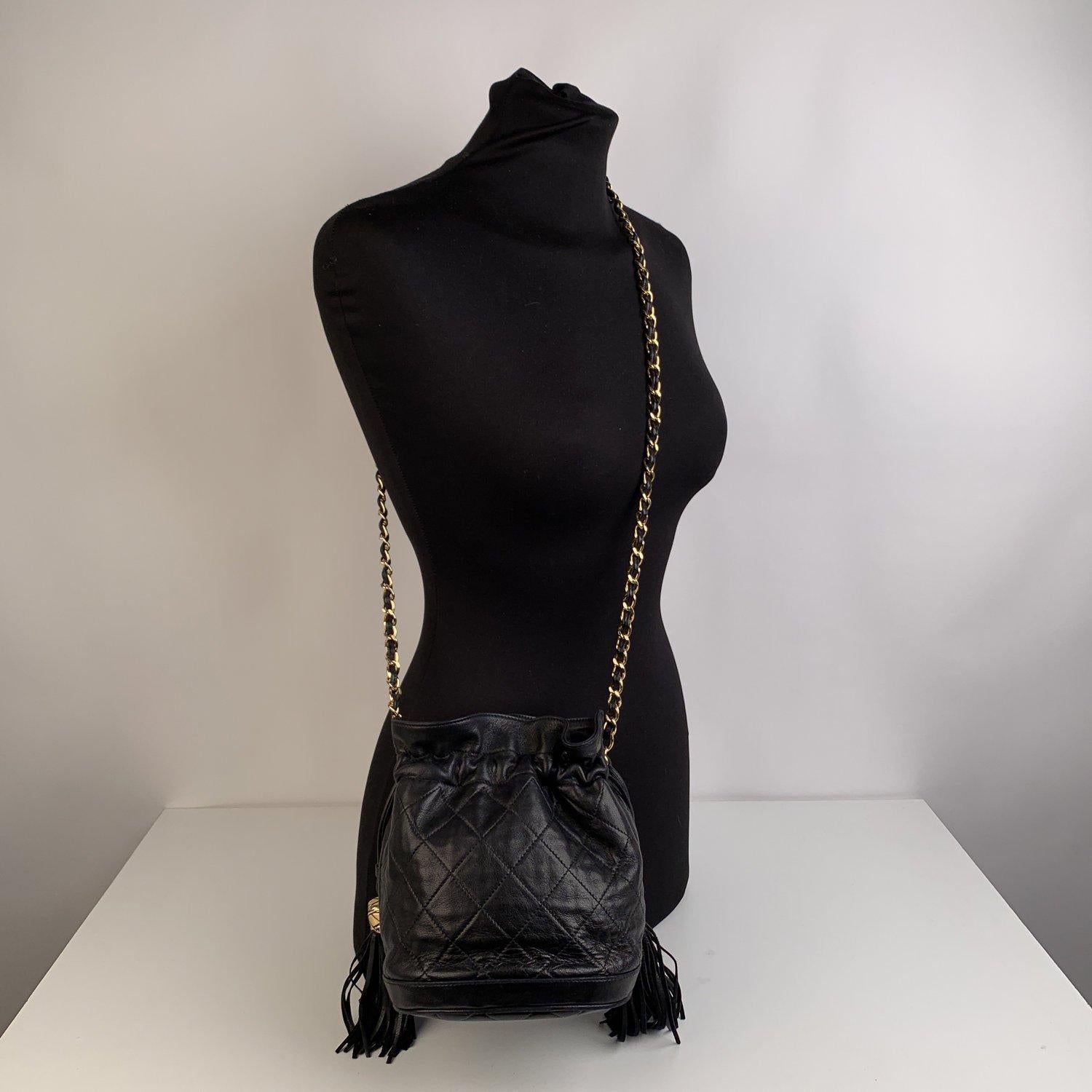 Chanel Vintage Black Quilted Leather Bucket Shoulder Bag with Tassels In Good Condition In Rome, Rome