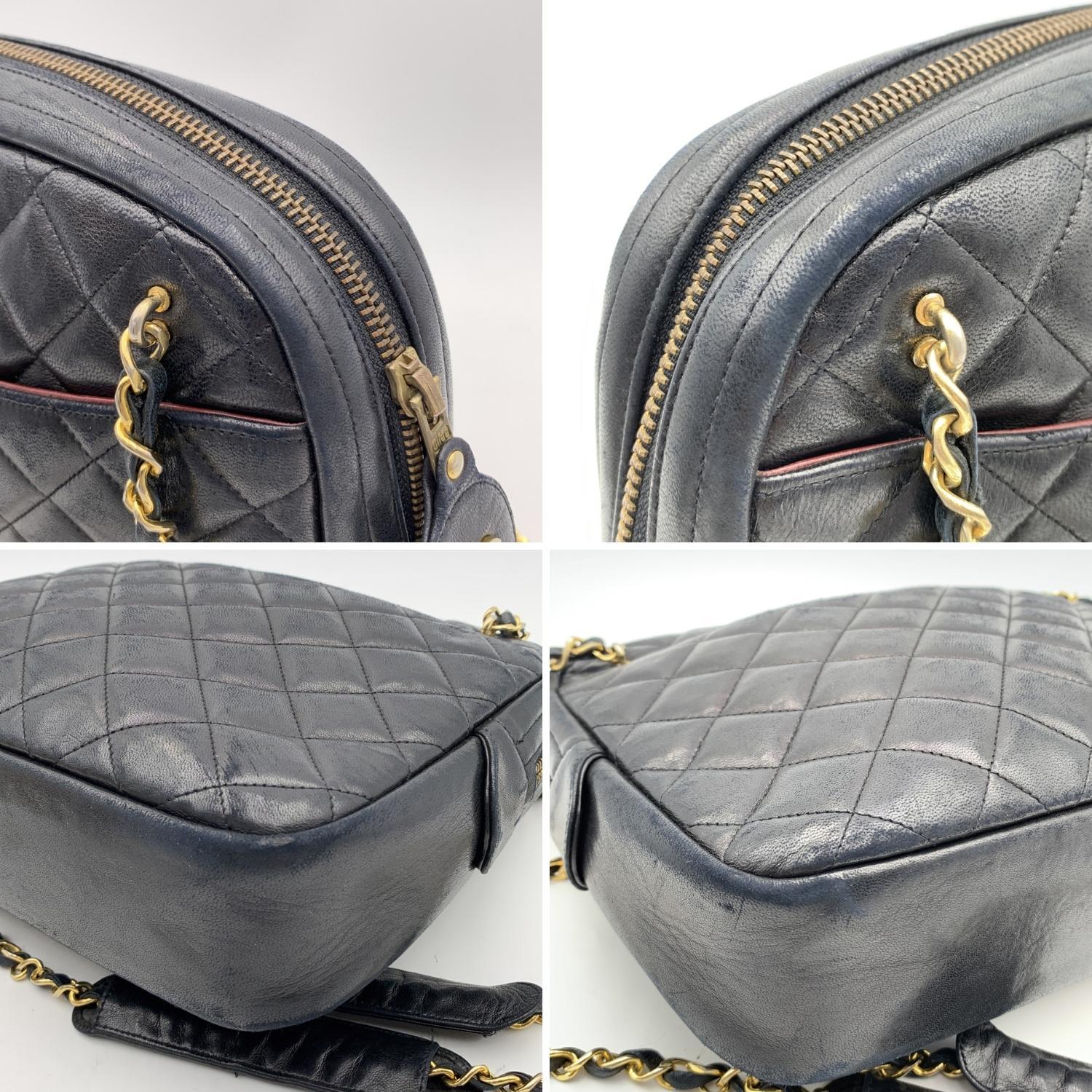 Chanel Vintage Schwarze große Kamera-Umhängetasche aus gestepptem Leder 1