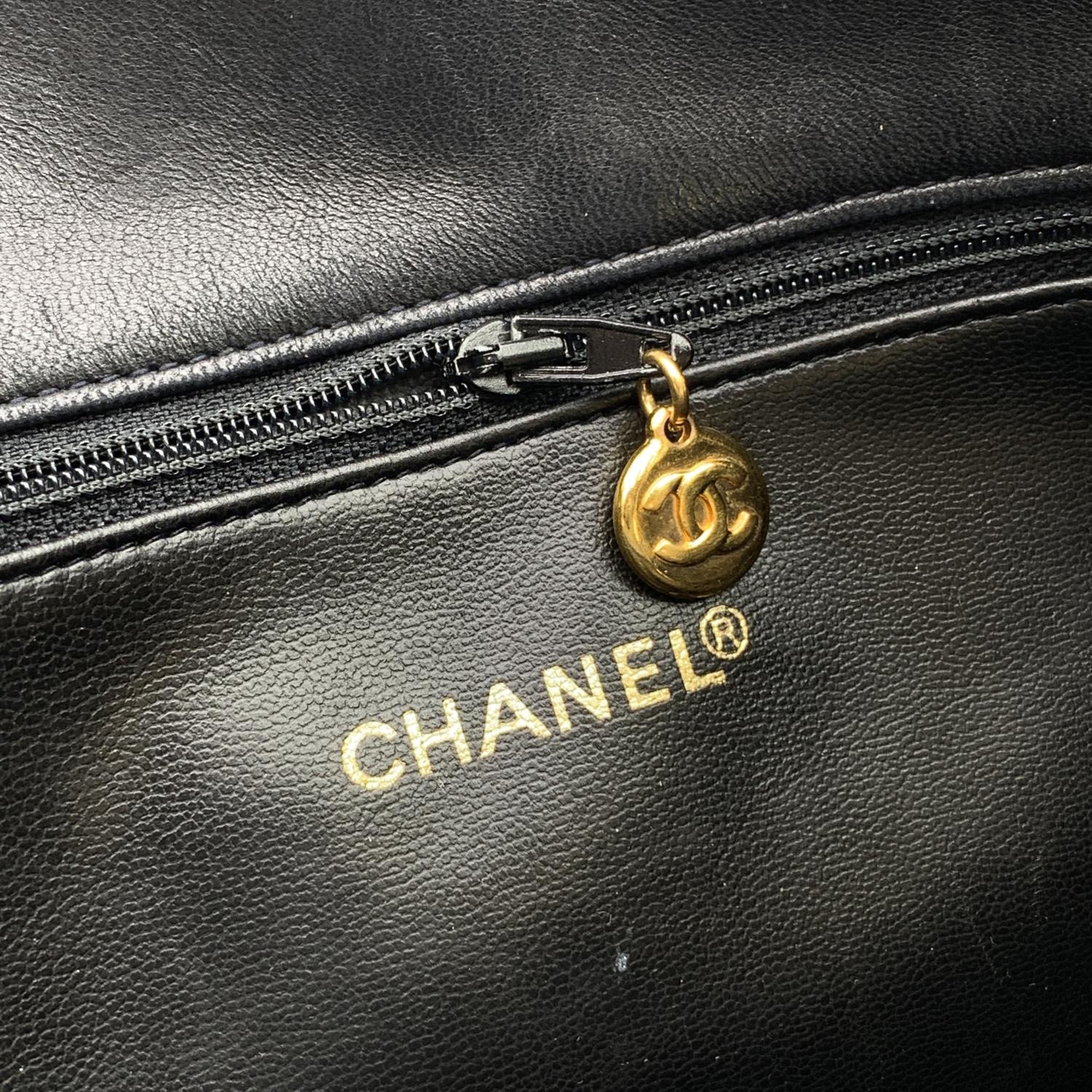Chanel Vintage Black Quilted Leather Shoulder Bag Tote 3