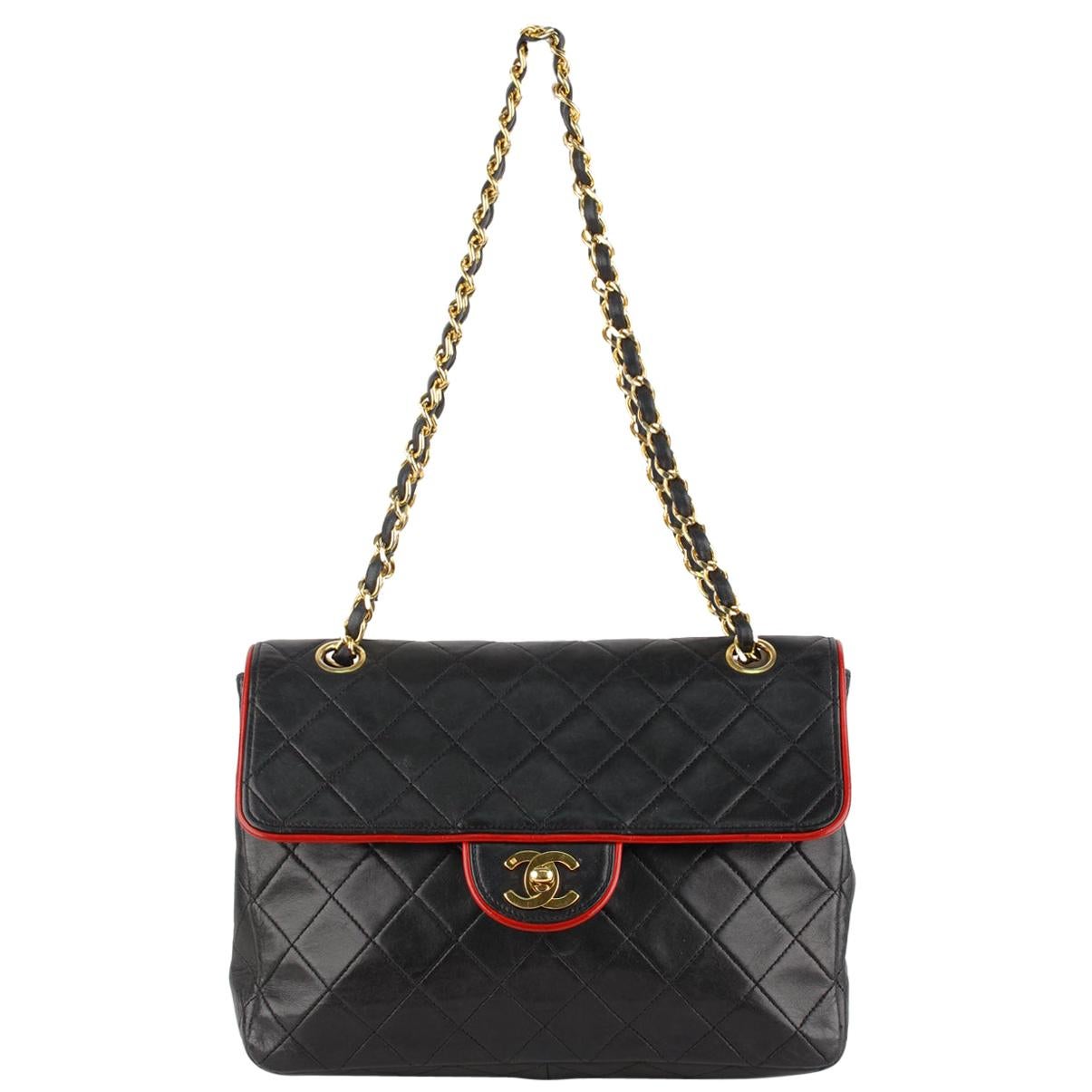Chanel Vintage Black Quilted Leather Shoulder Bag with Contrast Trim