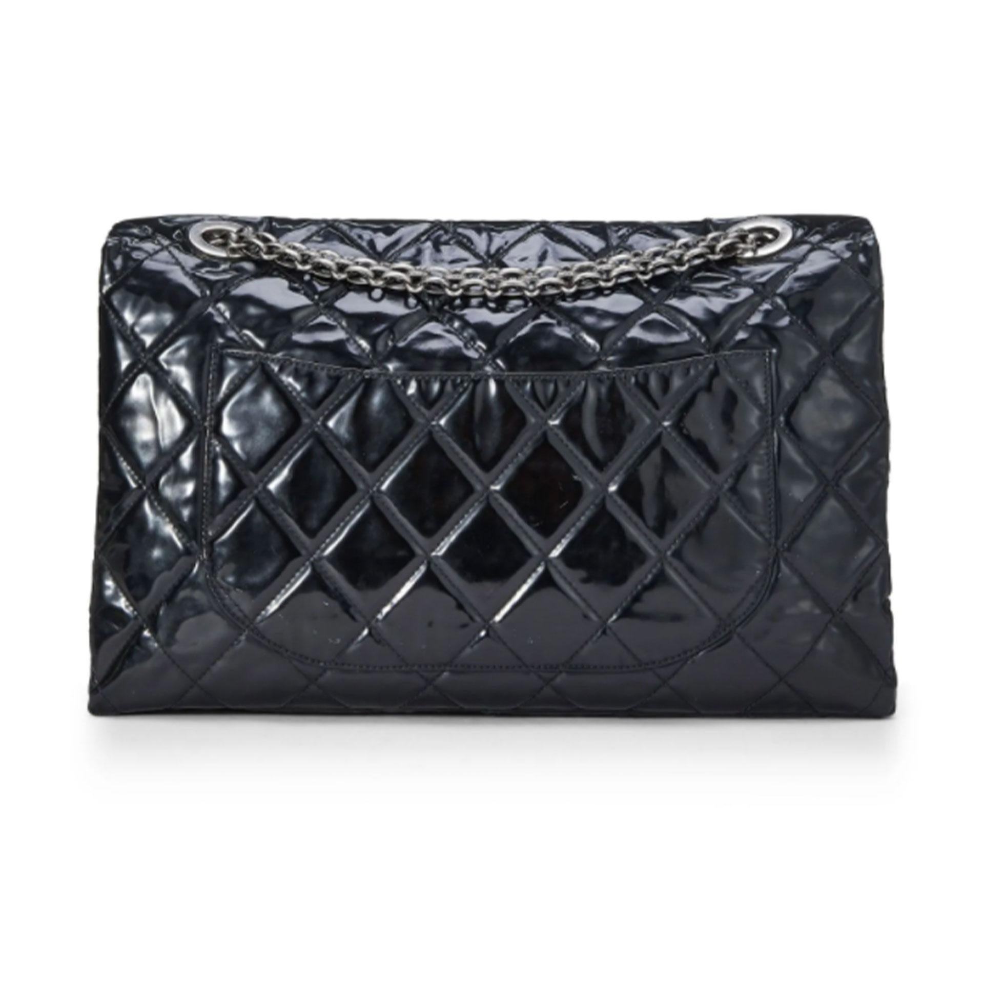 Chanel Vintage Black Quilted Patent Leather Reissue Flap Bag XL Shoulder Bag In Good Condition For Sale In Miami, FL