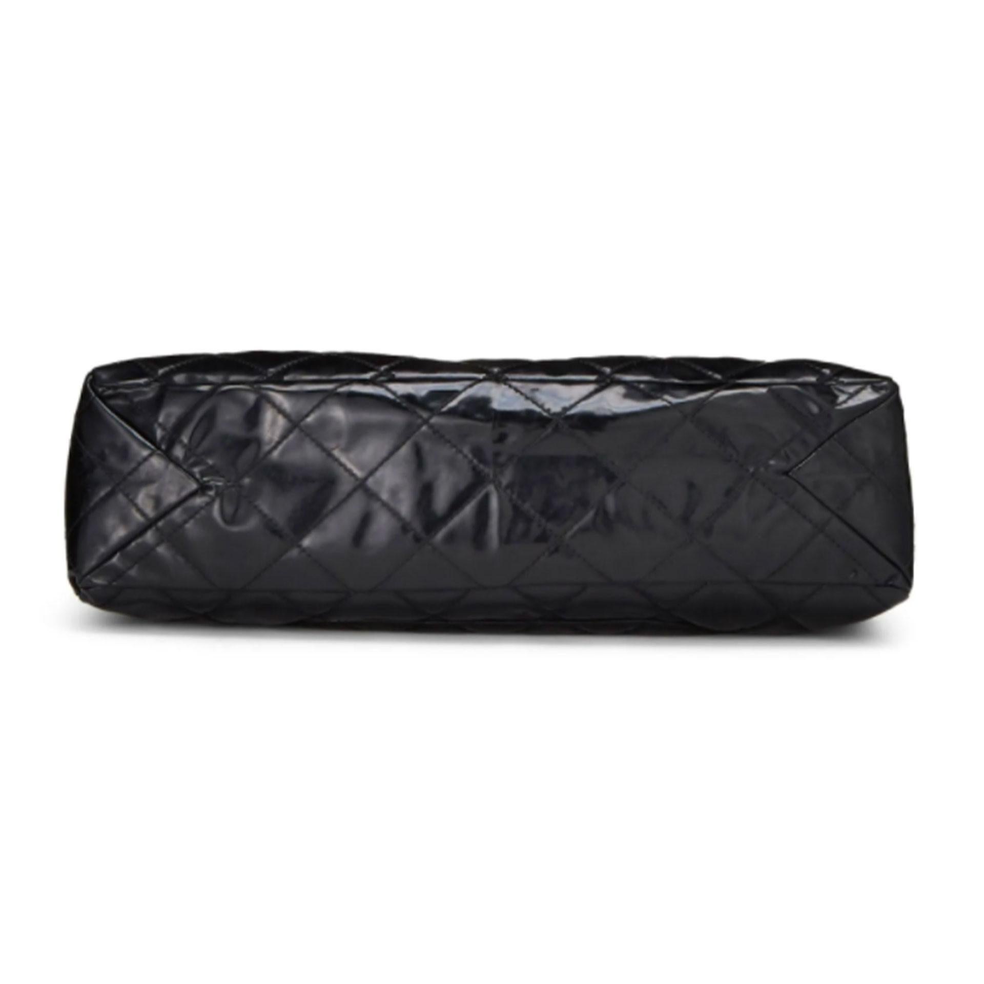 Women's or Men's Chanel Vintage Black Quilted Patent Leather Reissue Flap Bag XL Shoulder Bag For Sale