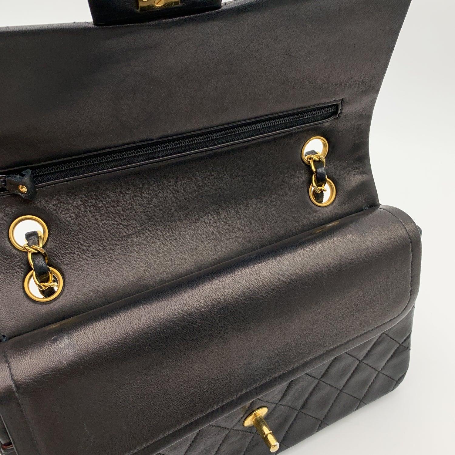 Chanel Vintage Black Quilted Timeless Classic 2.55 Shoulder Bag 25 cm 3