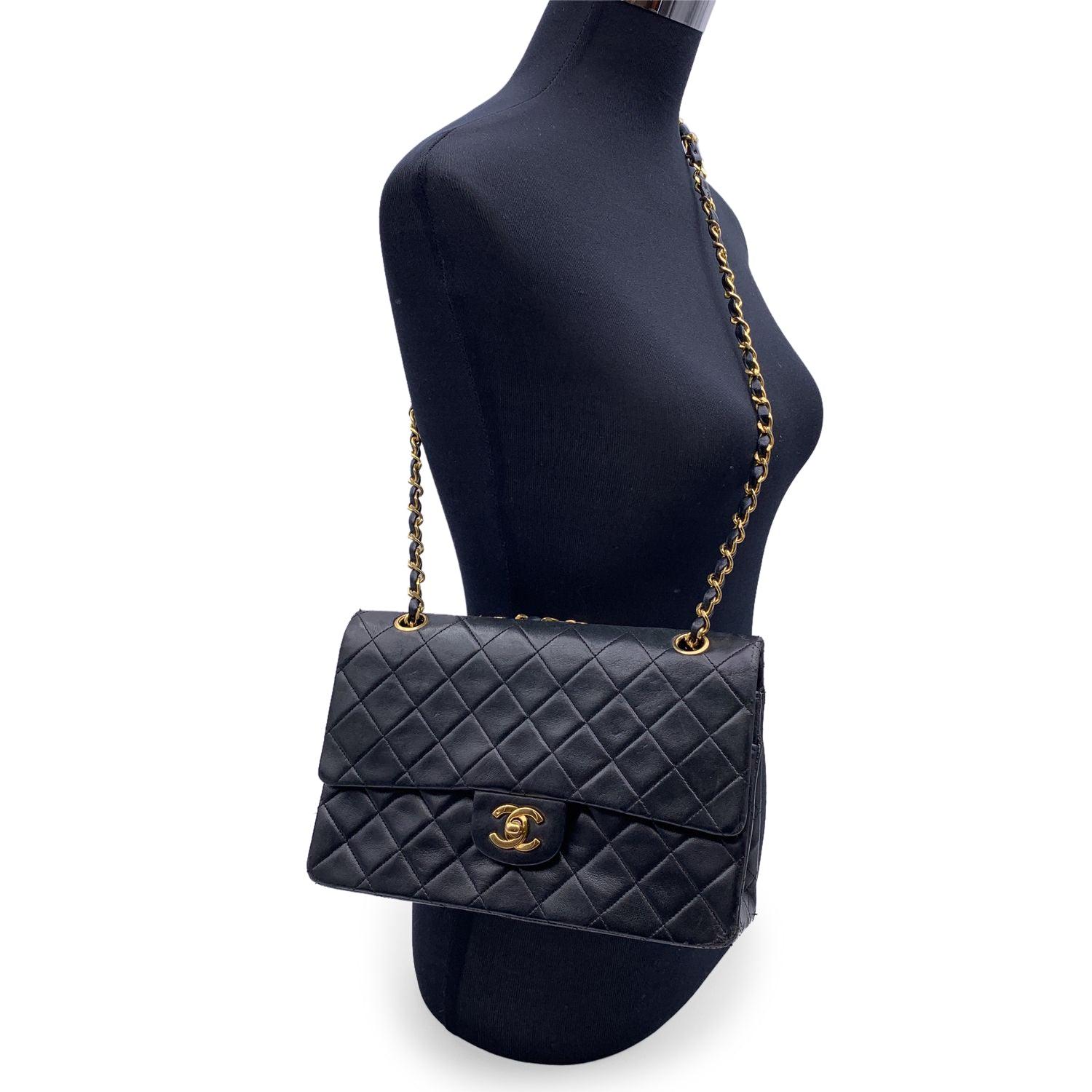 Chanel Vintage Black Quilted Timeless Classic 2.55 Shoulder Bag 25 cm 4
