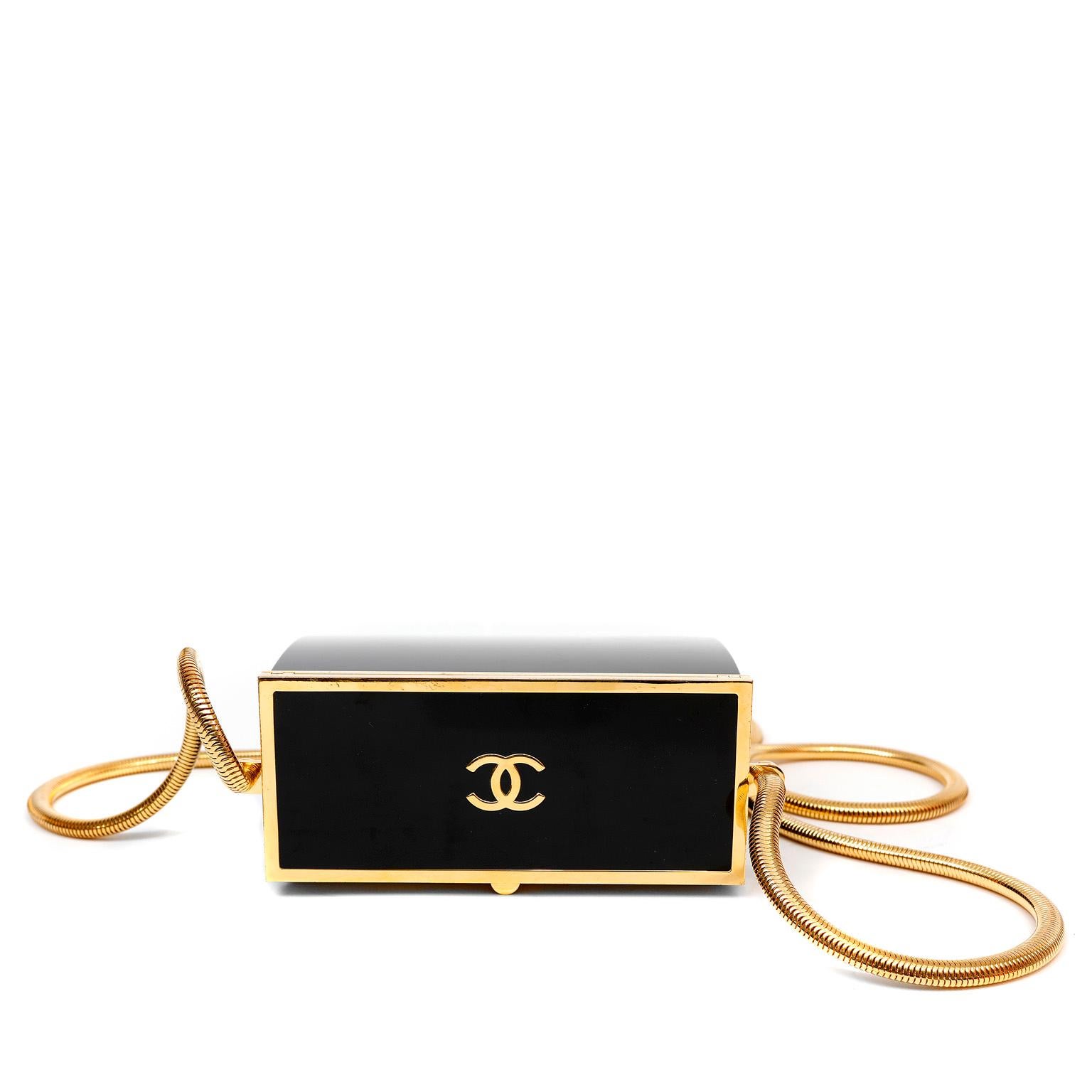 Chanel - Sac de soirée vintage en résine noire  en vente 2