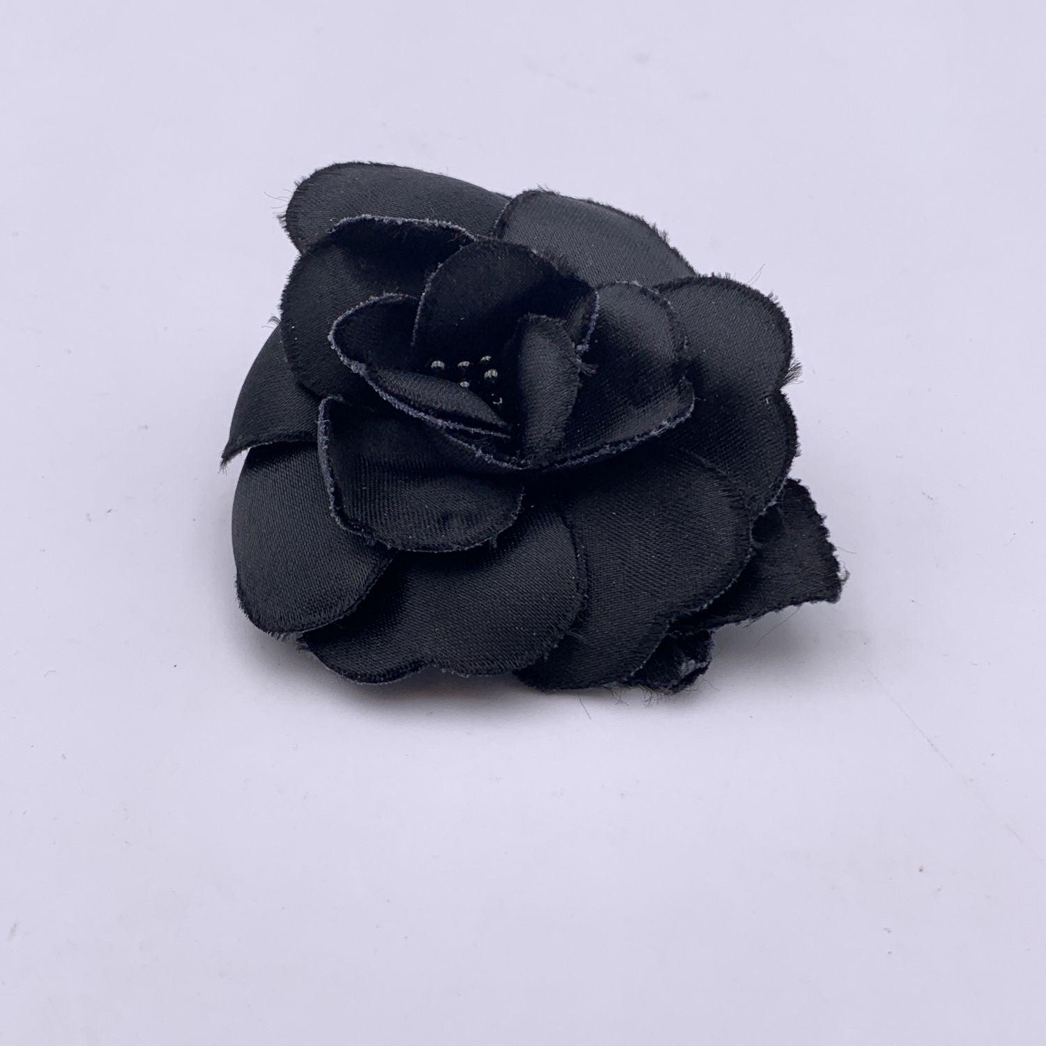 Chanel Vintage Black Silk Flower Brooch Pin Camelia Camellia In Good Condition In Rome, Rome