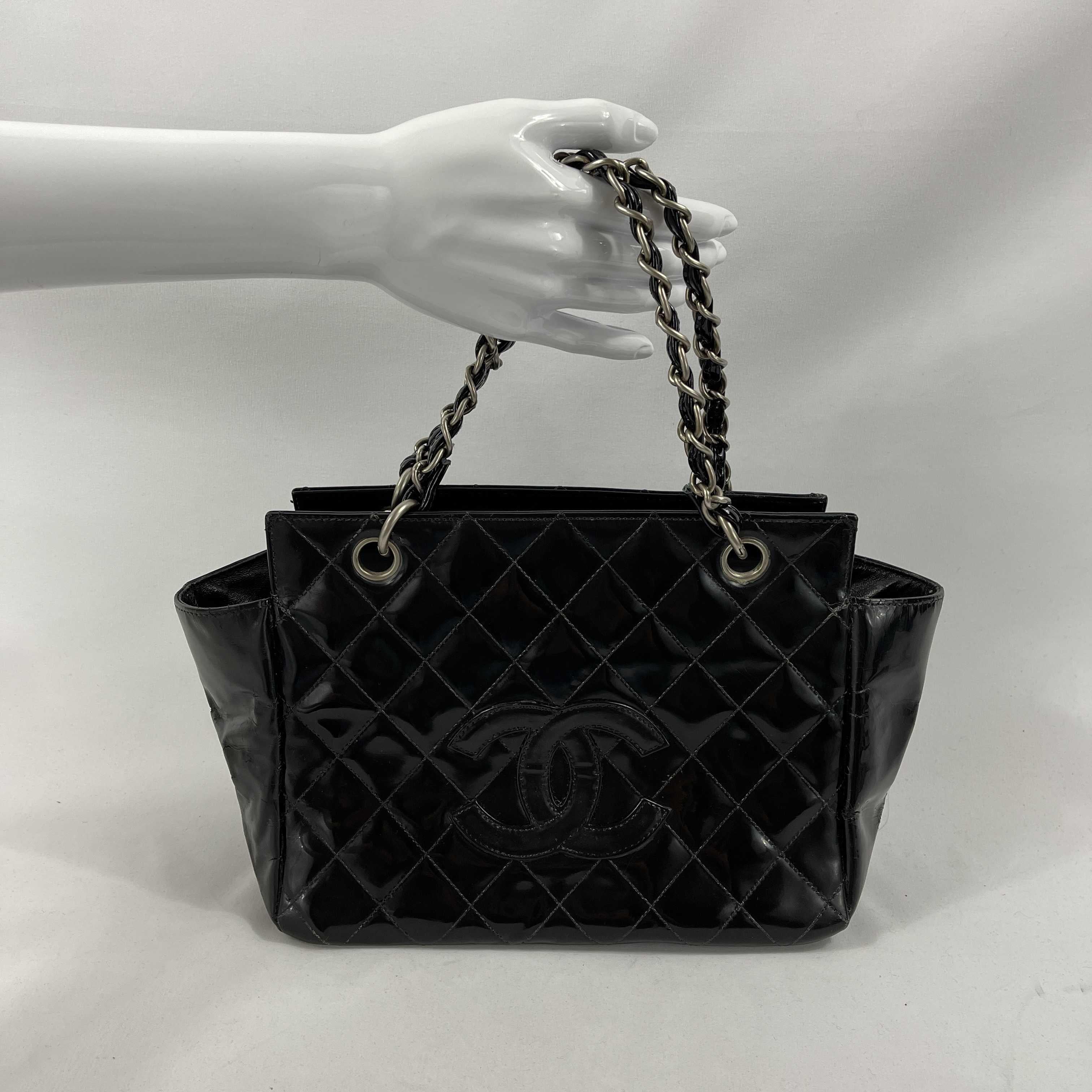 CHANEL Vintage Black / Silver Patent CC Quilted Petite Timeless Medium Tote 14