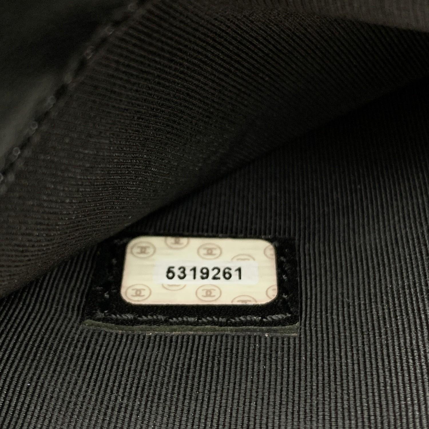 Chanel Vintage Black Smooth Leather CC Logo Shoulder Bag Purse 5