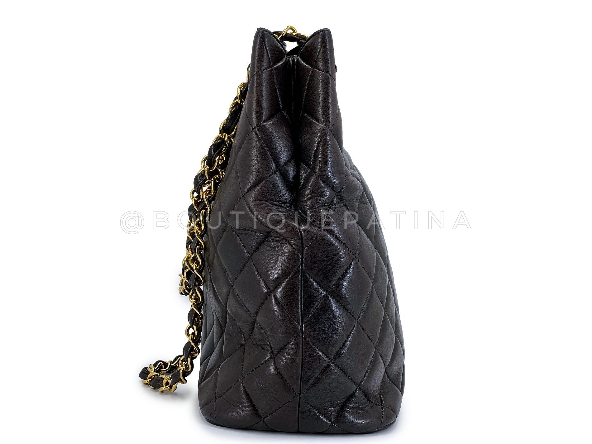 Chanel Vintage Schwarze, weiche, übergroße CC Vertical Tote Bag 24k GHW Lammfell 68486, Vintage Damen