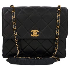 Chanel Vintage Black Square Medium Crossbody Flap Bag 24k GHW Lambskin  65454 For Sale at 1stDibs