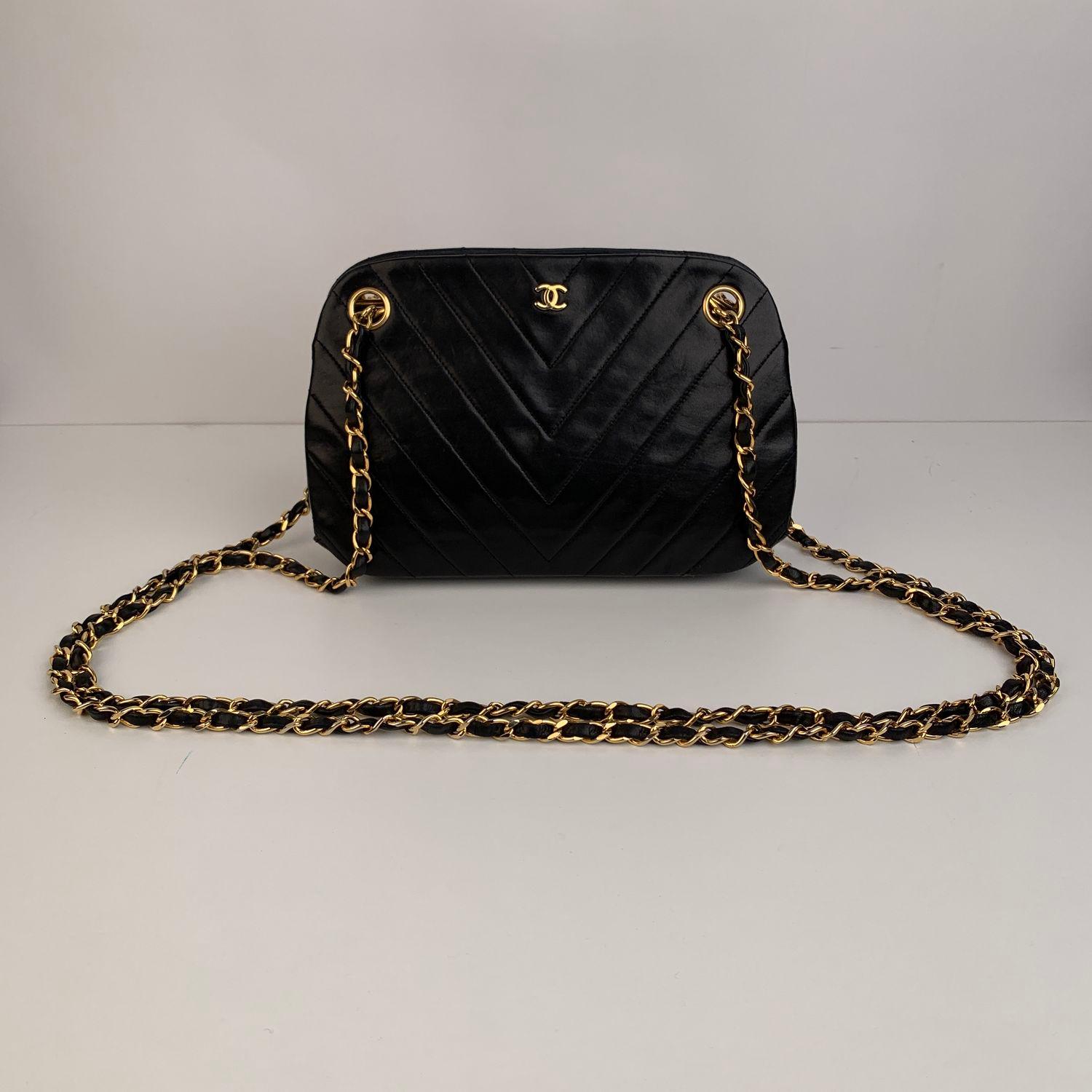 Chanel Vintage Black V Quilted Leather Shoulder Bag 3