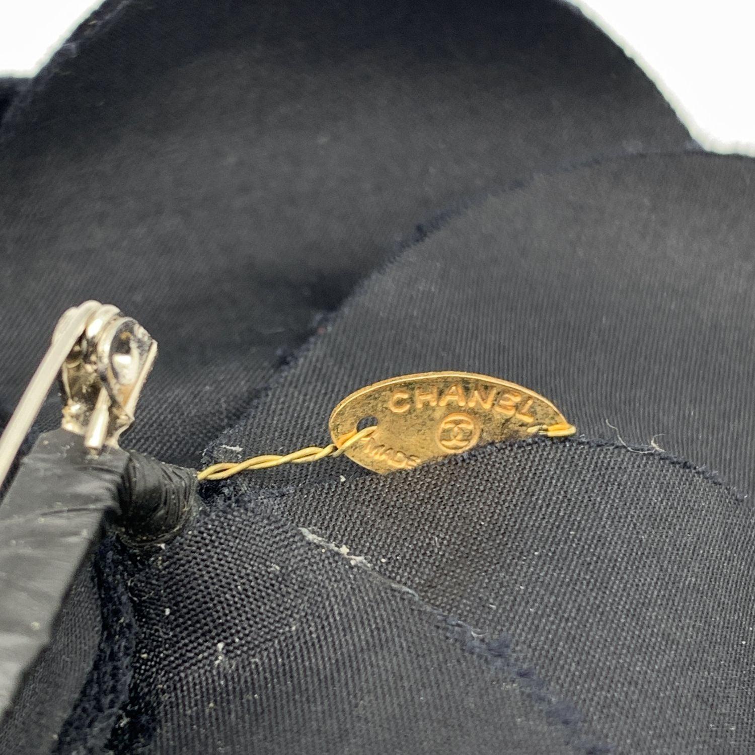 Women's Chanel Vintage Black Velvet Camelia Camellia Flower Pin Brooch For Sale