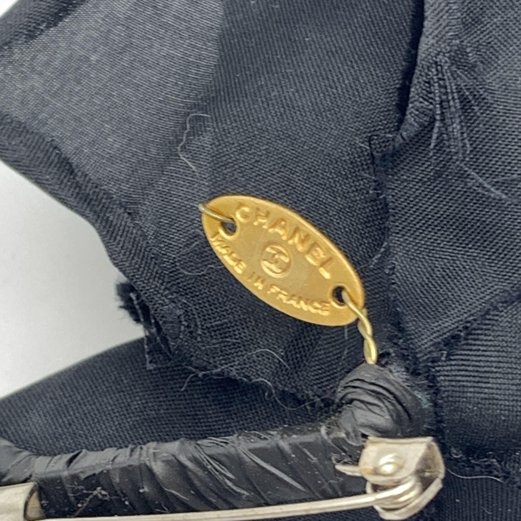 Chanel Vintage Black Velvet Flower Camelia Camellia Pin Brooch 2